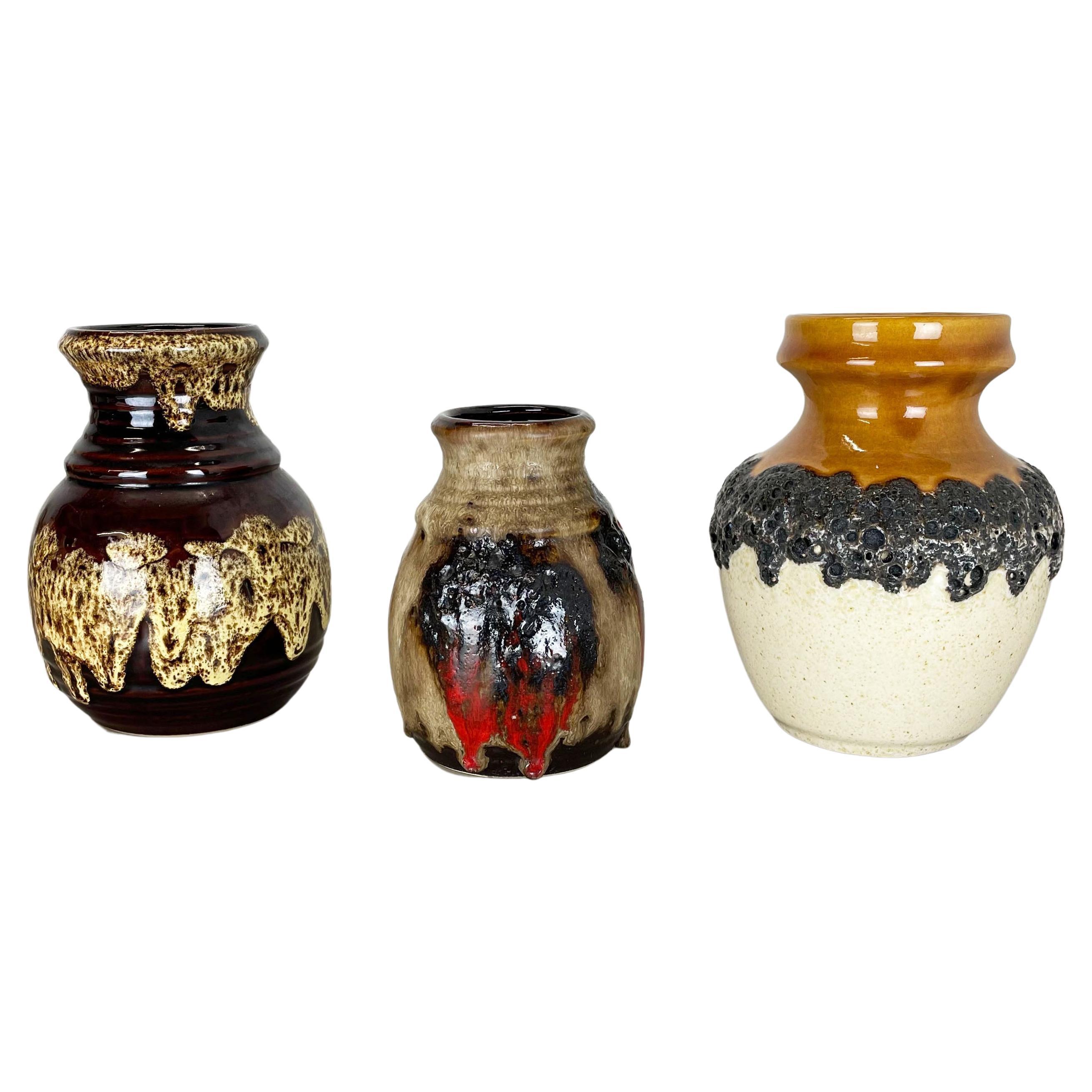 Ensemble de 3 vases en poterie d'art optique lave grasse multicolore fabriqués en céramique de Bay, Allemagne