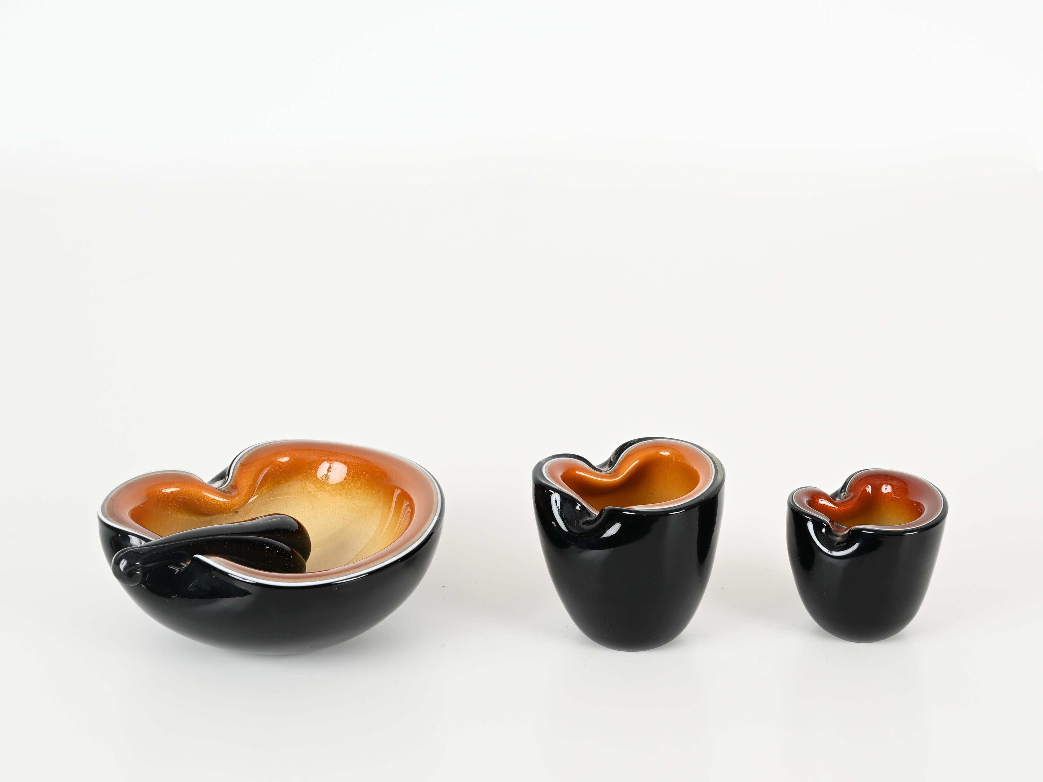 Set of 3 Murano Ashtrays or Decorativ Bowls in Orange Murano Glass, Italy 1970 For Sale 5