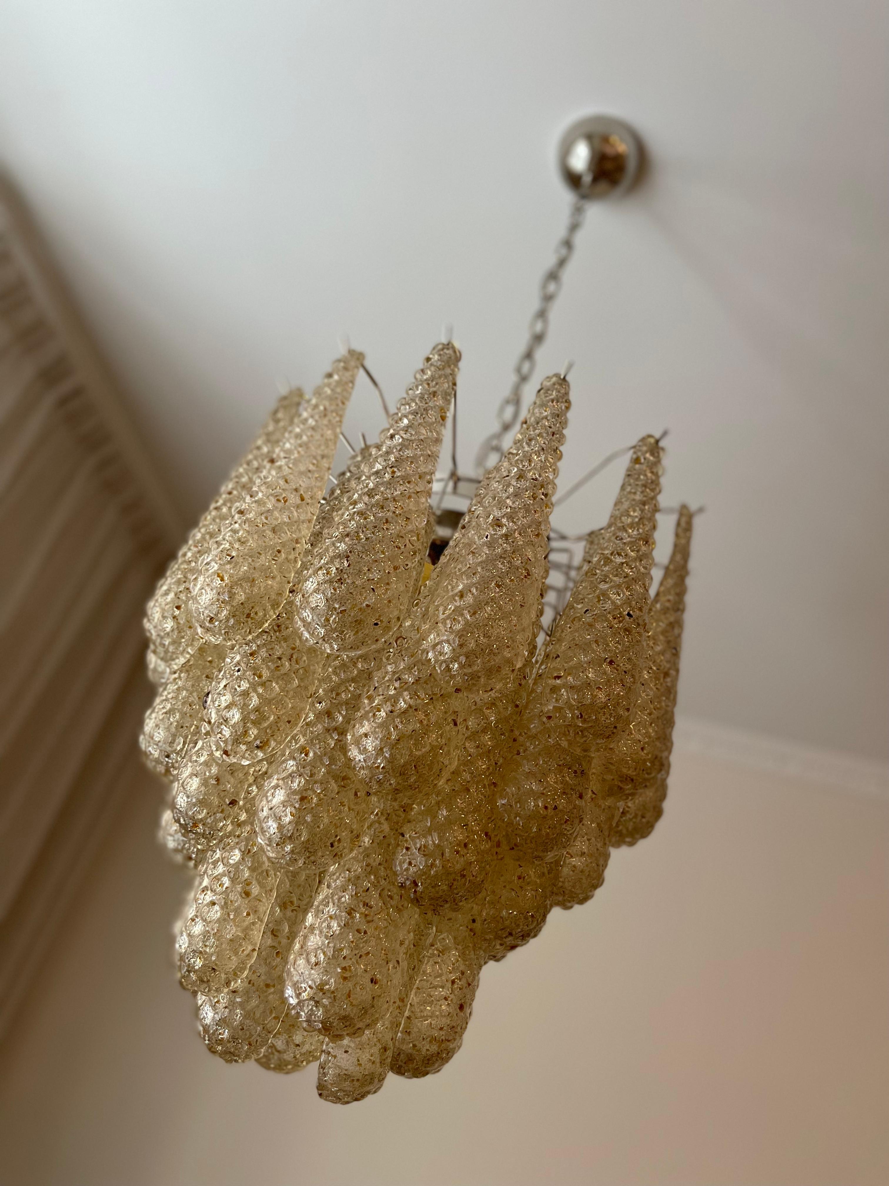 Fine XX secolo Set di 3 lampadari di Murano con prismi colorati d'ambra in vendita