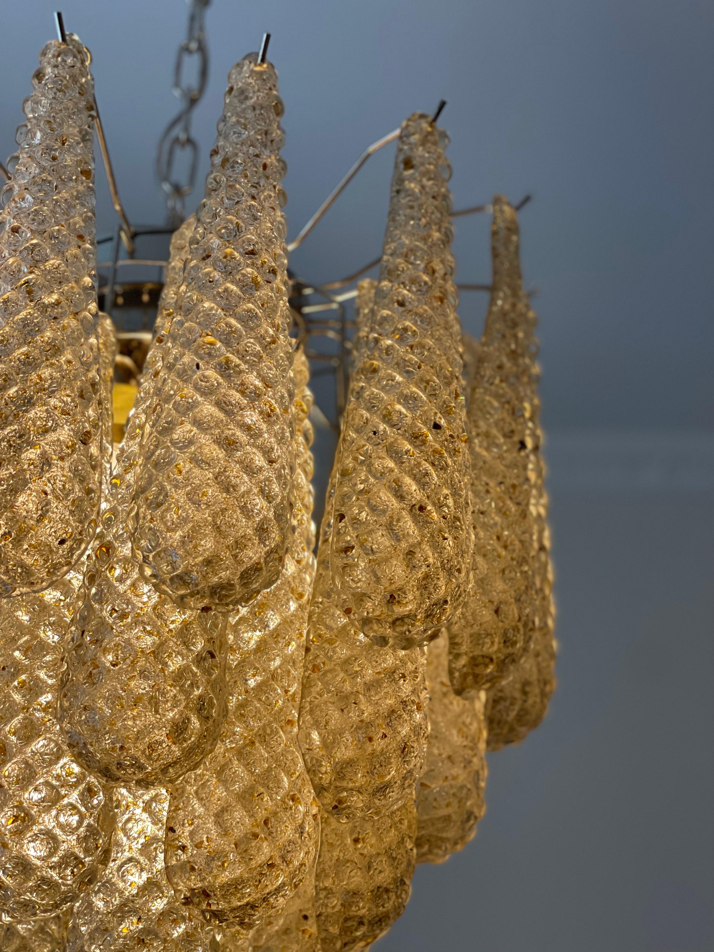Set di 3 lampadari di Murano con prismi colorati d'ambra in vendita 1
