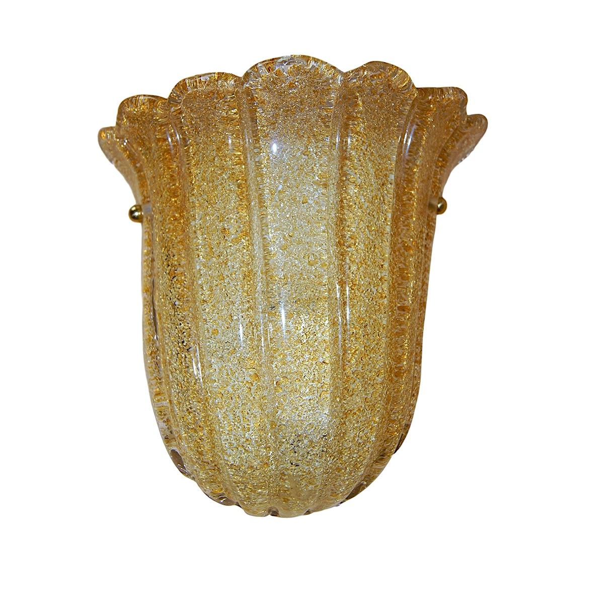 italien Ensemble de 3 appliques en verre de Murano. Vendu à l'unité. en vente