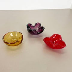 Set of 3 Murano Glass Sommerso Bowl Shells Ashtray Element, Italy, 1970s