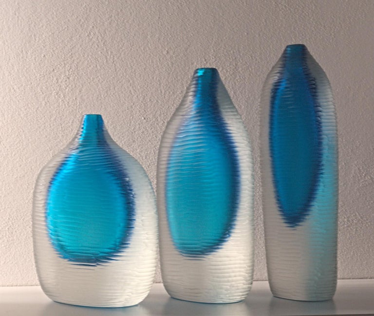 Engraved Set of 3 Murano Heavy Vases, Sommerso and Battuto, Aquamarine, Cenedese Style  For Sale