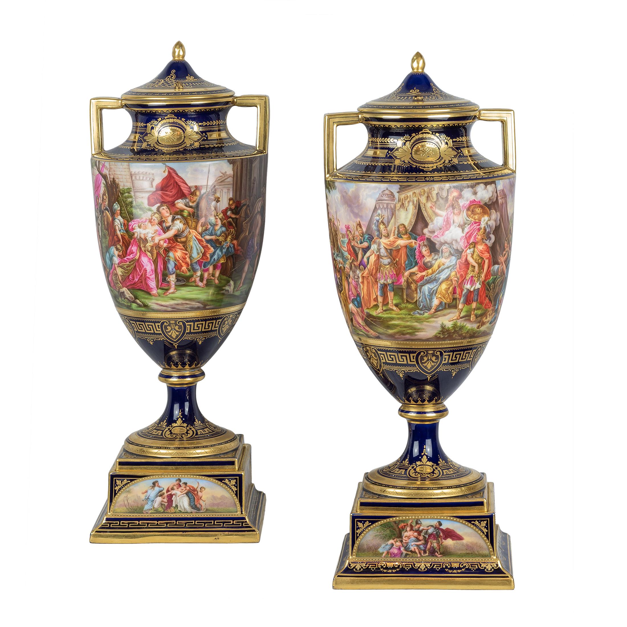 Satz von 3 Royal Vienna Porcelain Urnen in Museumsqualität (Porzellan) im Angebot