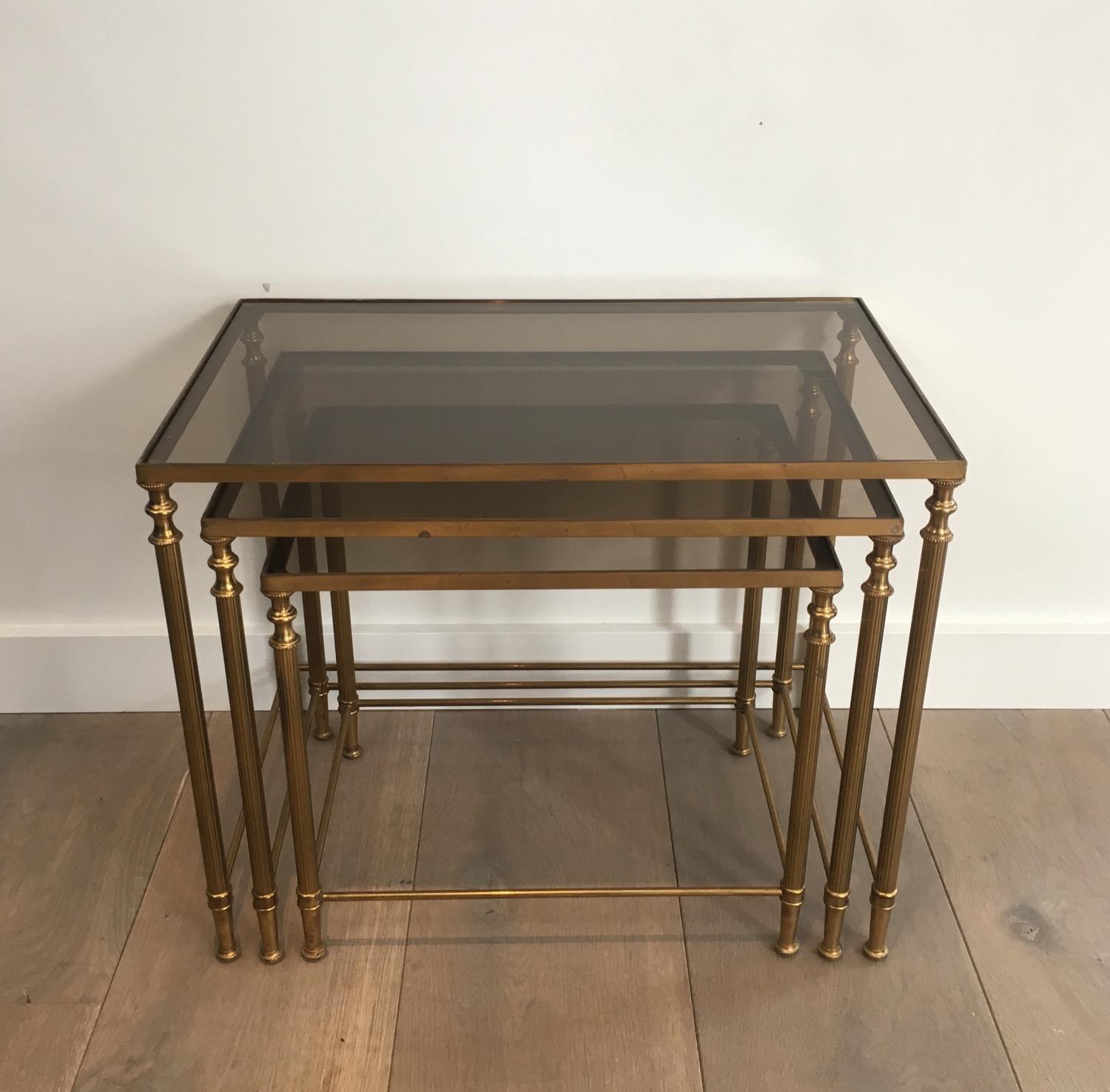 Set of 3 Neoclassical Brass Nesting Tables, in the Style of Maison Jansen For Sale 4