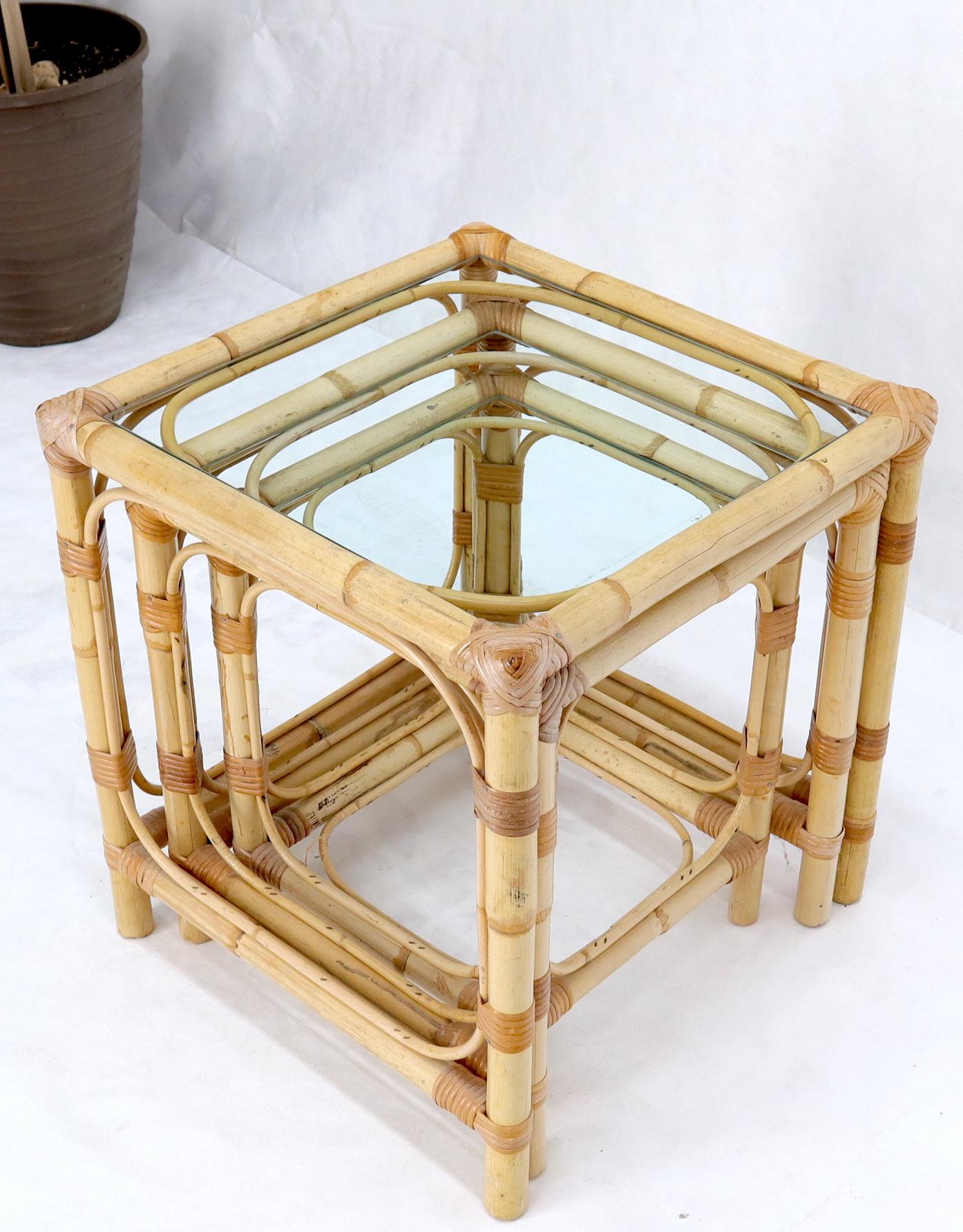 Mid-Century Modern Set of 3 Nesting Bamboo Side End Tables For Sale
