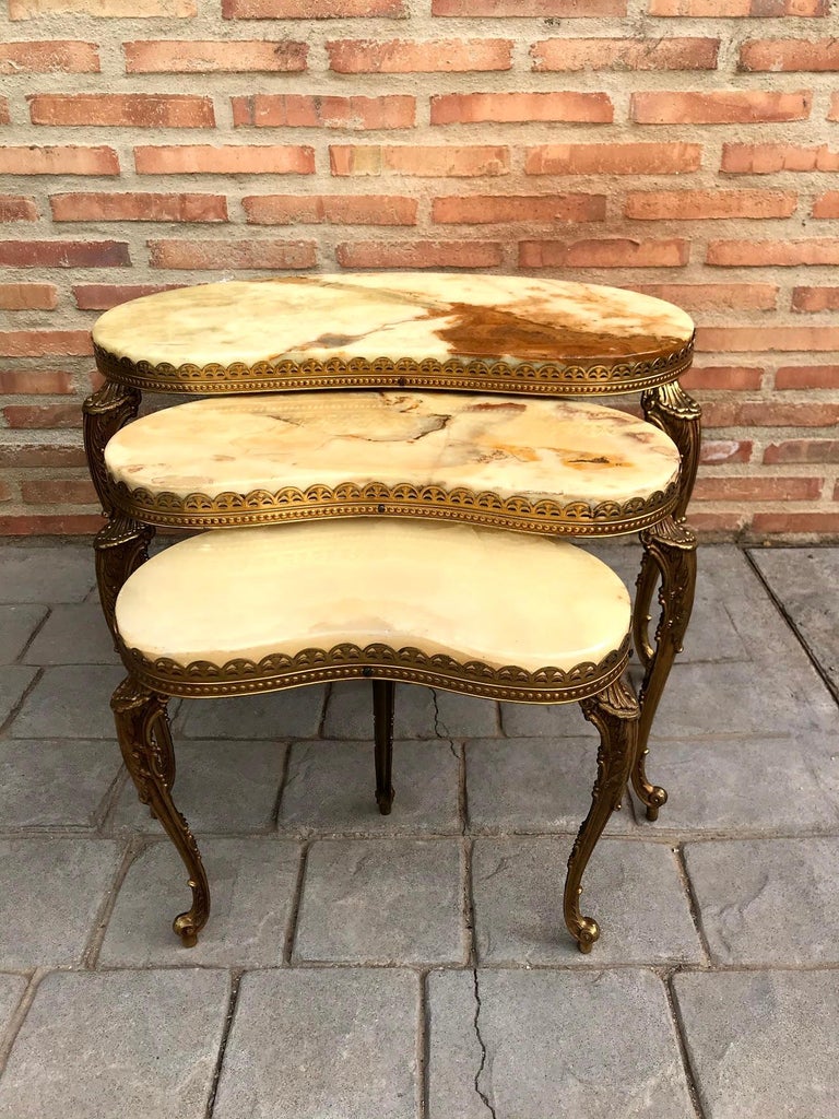 Set of 3 Nesting Onyx, Brass Kidney Shaped Coffee Side Tables, Italy ...