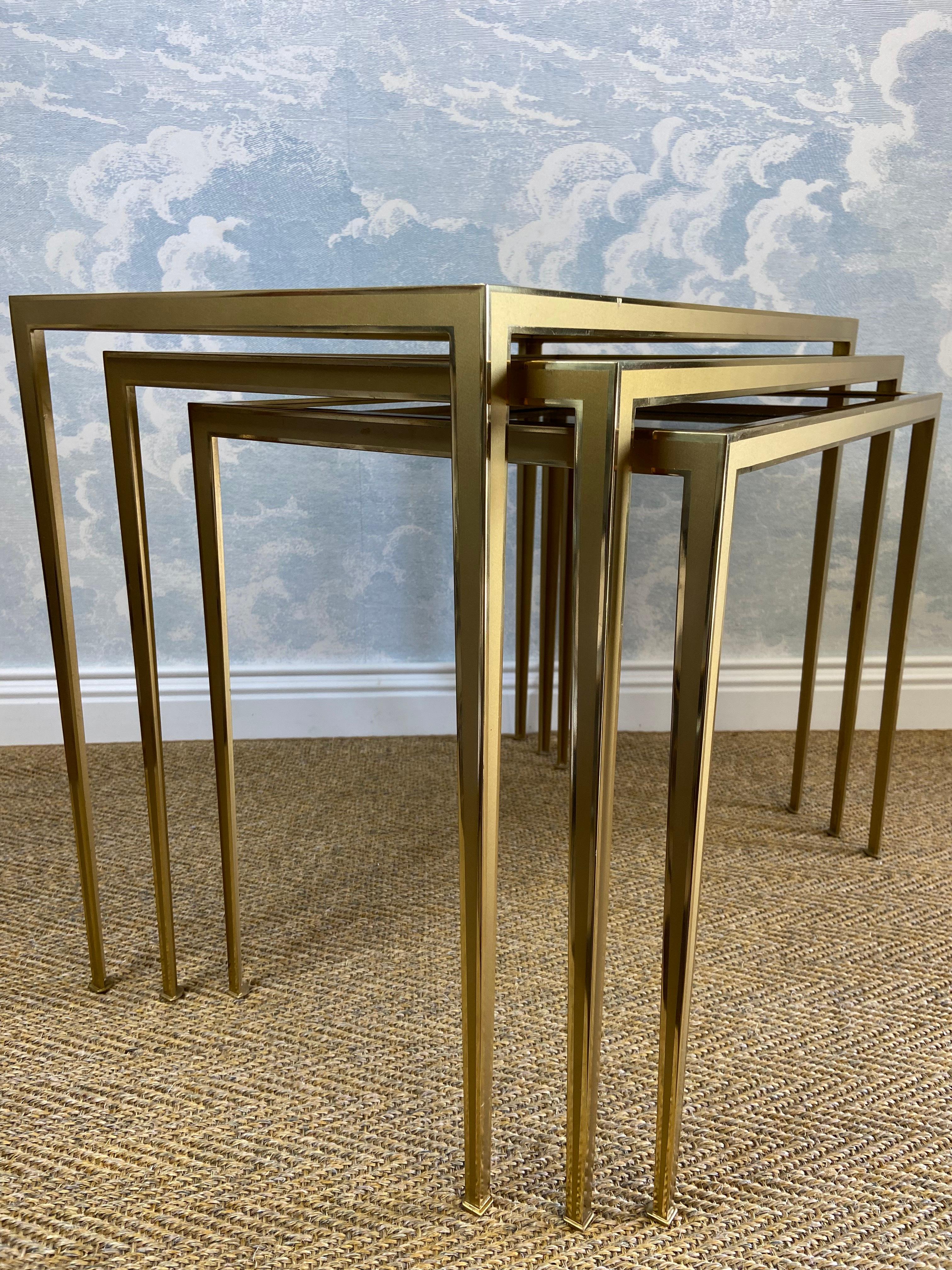 German Set of 3 Nesting Tables Brass 60s Hollywood Regency Vereinigte Werkstätten For Sale