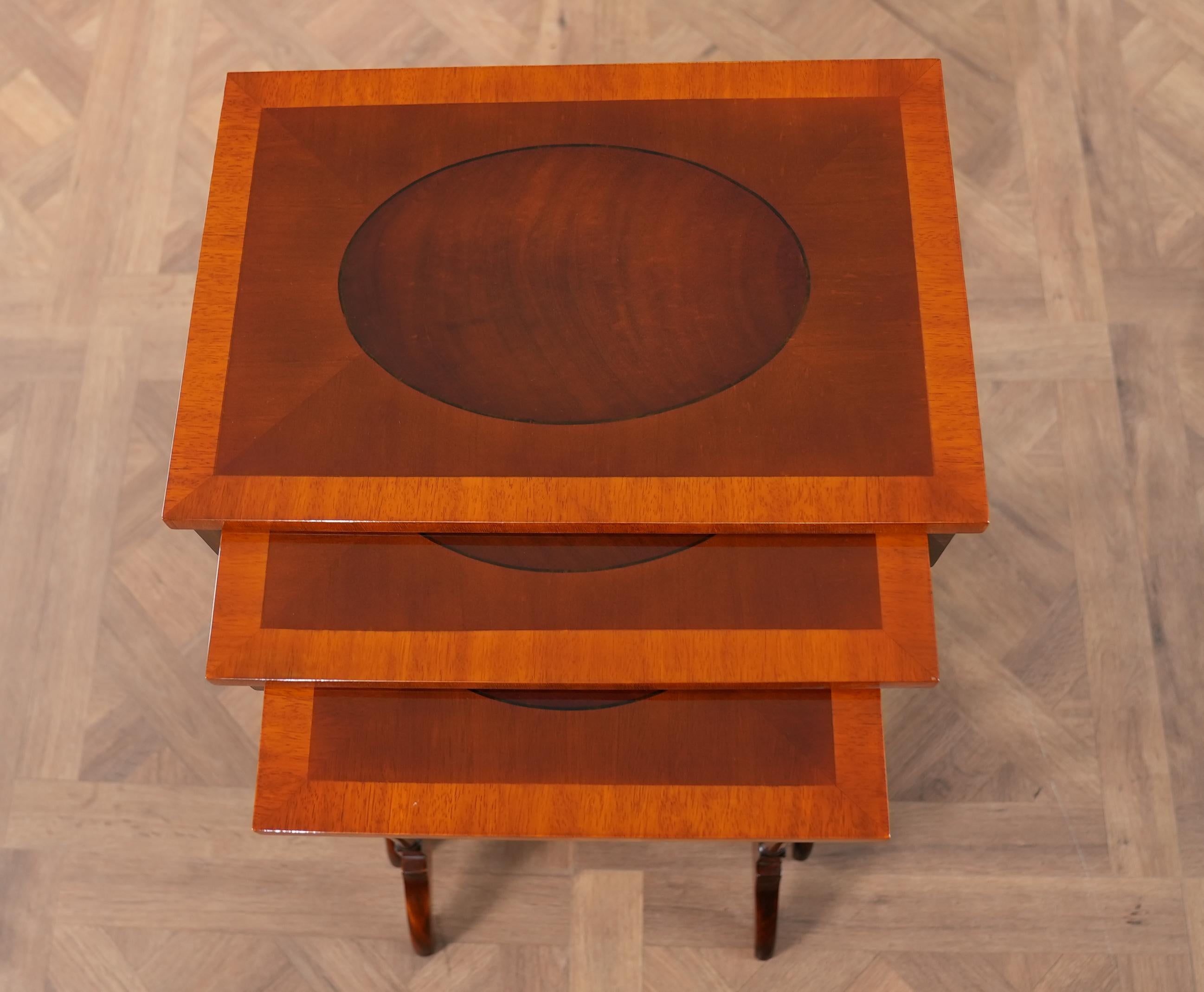 Contemporary Set of 3 Nesting Tables For Sale