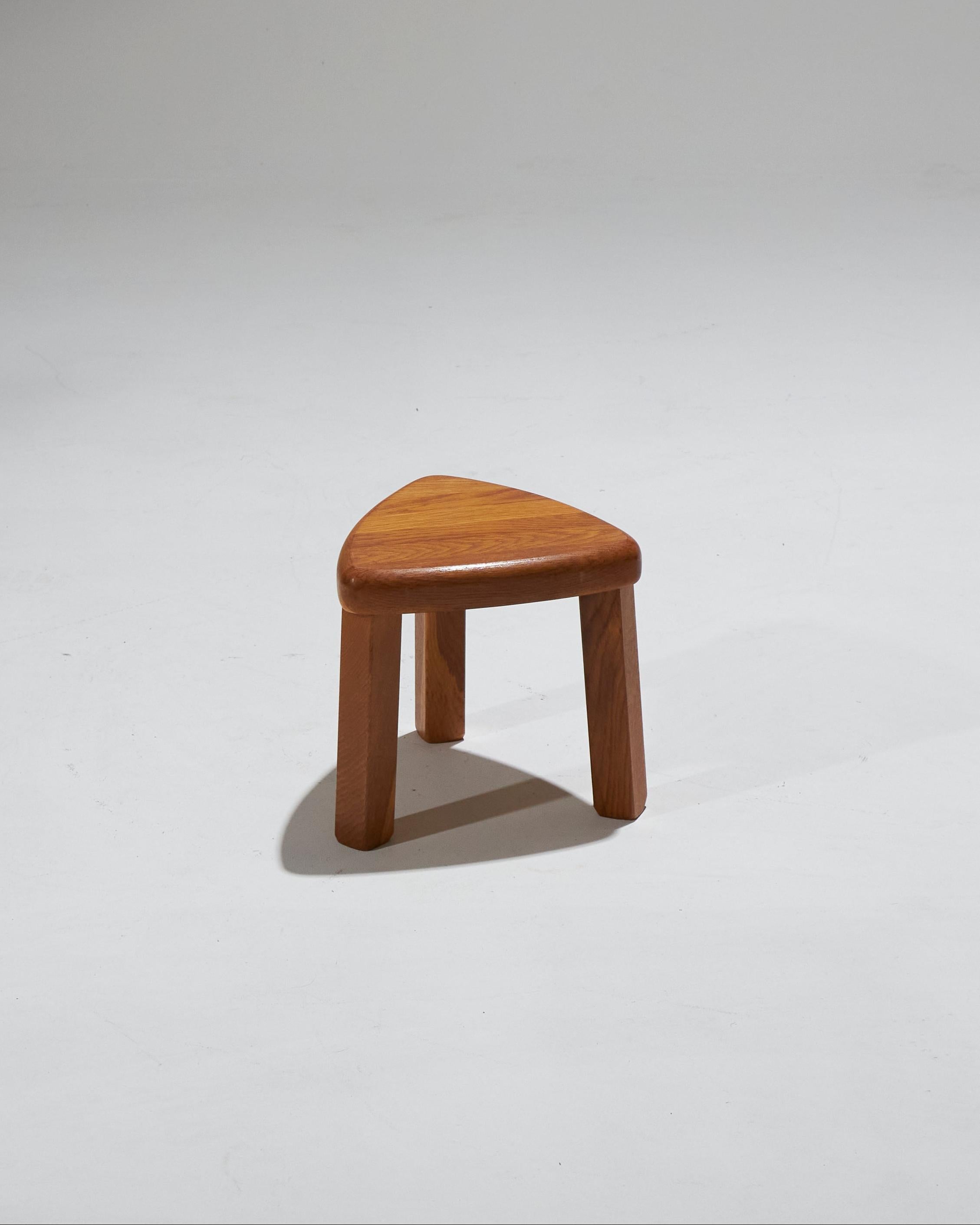 Set of 3 Nesting Tables in Elm For Sale 12