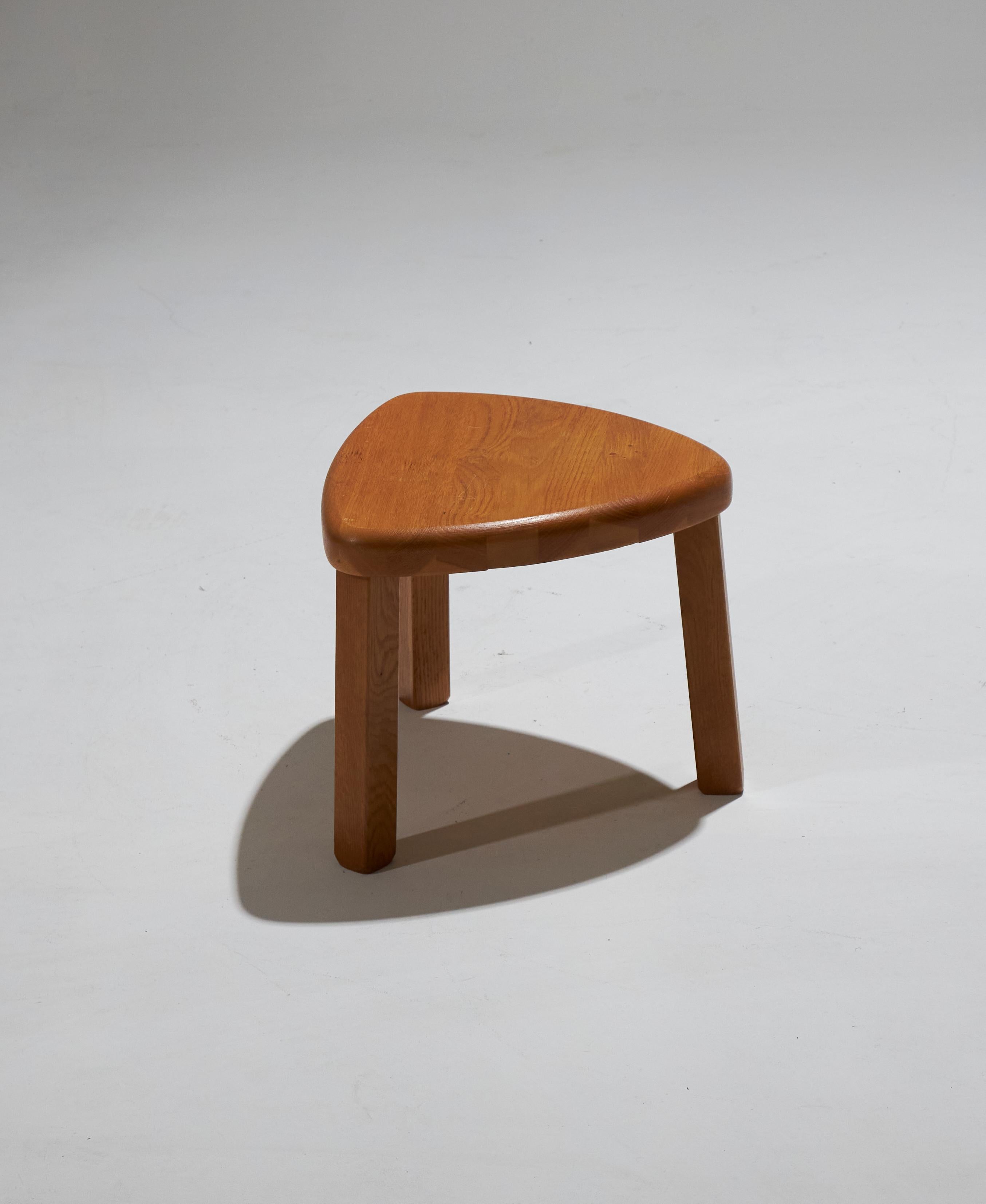 Set of 3 Nesting Tables in Elm For Sale 14