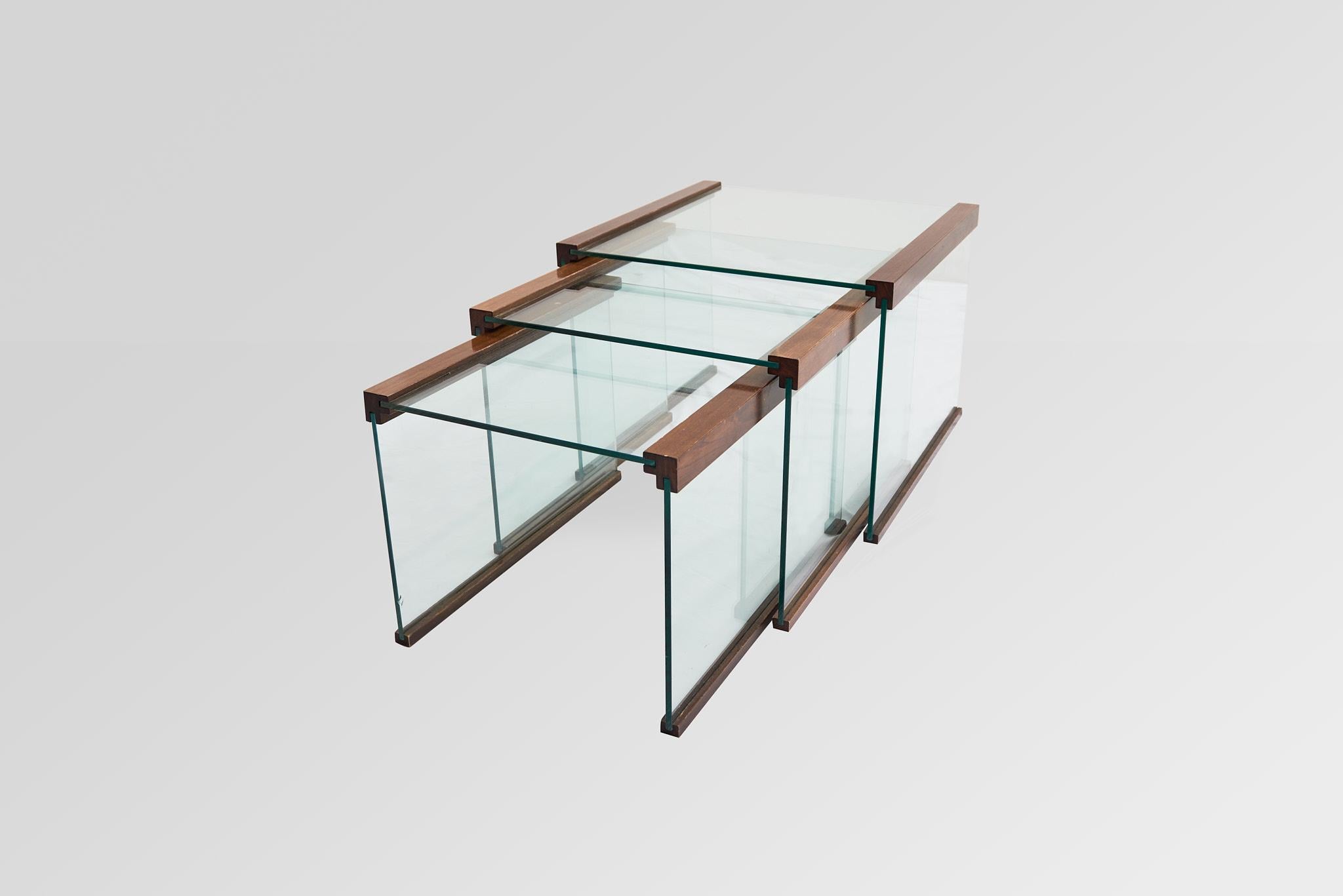 XIX secolo Set di 3 tavolini nidificanti in vetro temperato e palissandro, Gallotti in vendita