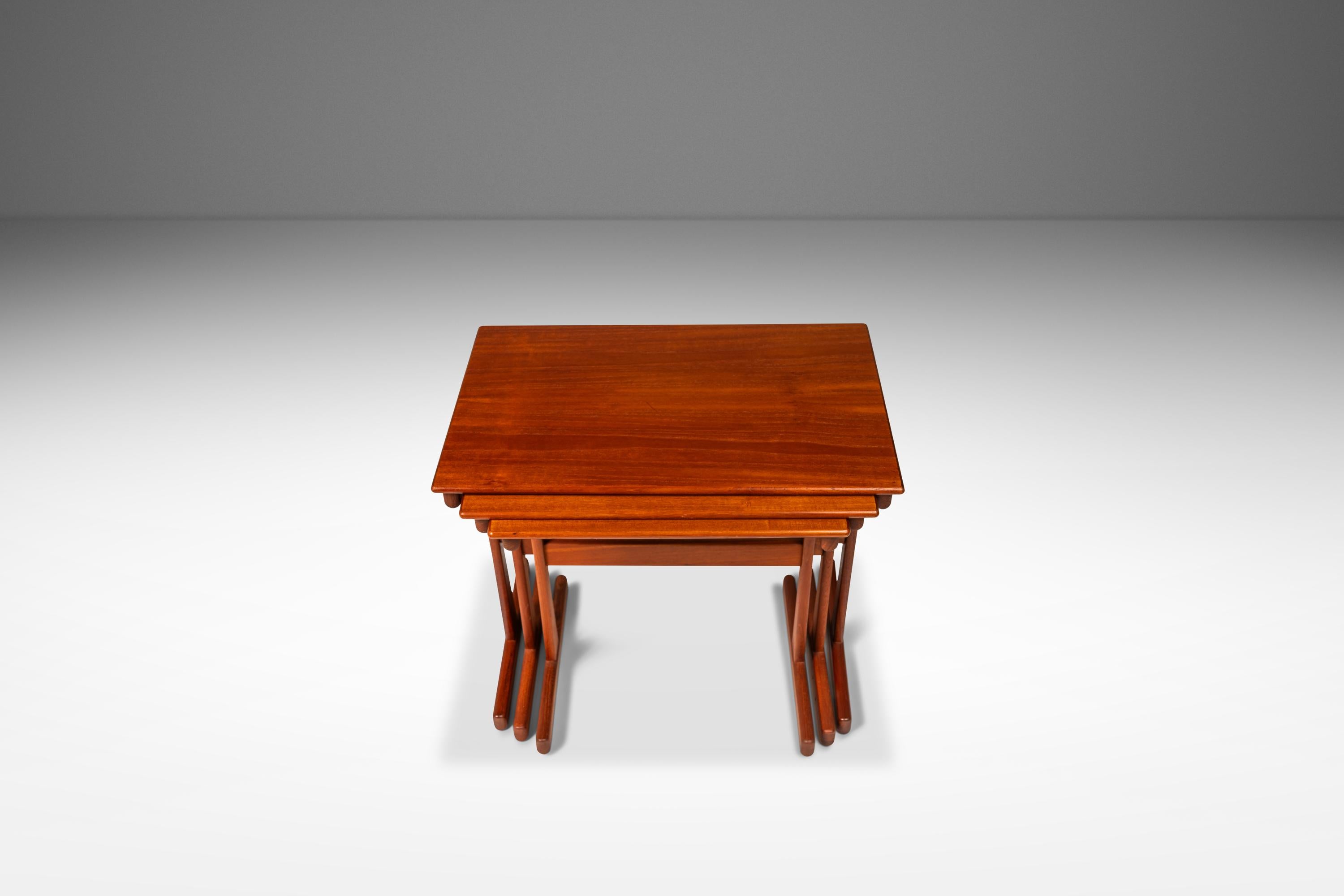 Set of 3 Nesting Tables, Kai Kristiansen, Vildbjerg Møbelfabrik, Denmark, 1960s In Good Condition For Sale In Deland, FL