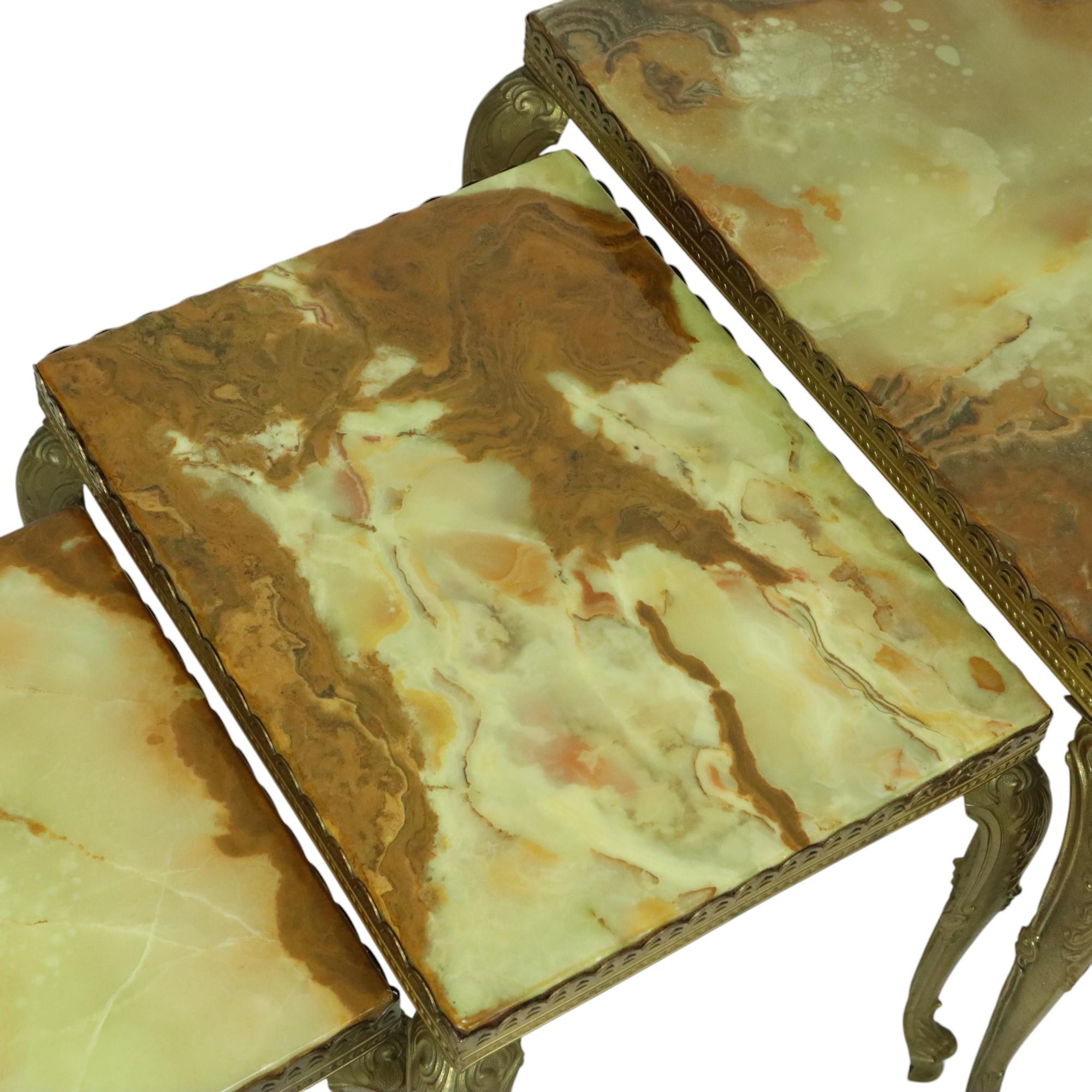 20ième siècle Ensemble de 3 tables gigognes Hollywood Regency en vente