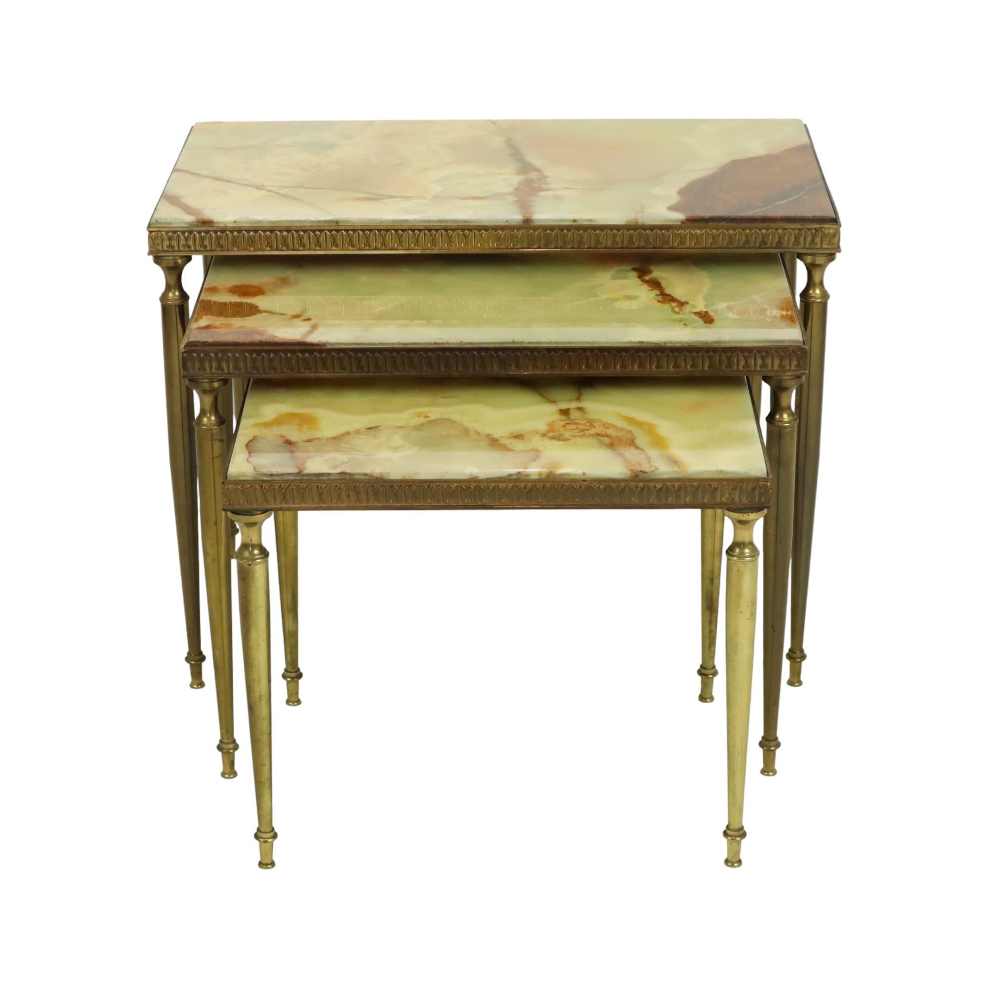 Baroque Set of 3 Nesting Tables Onyx Marble Copper Frame 1950s France For Sale