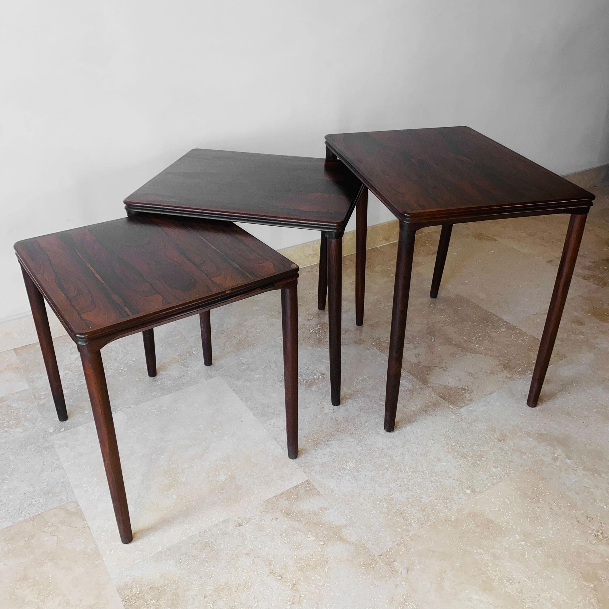 Danish Set of 3 nesting tables Randers Mobelfabrik  Denmark For Sale