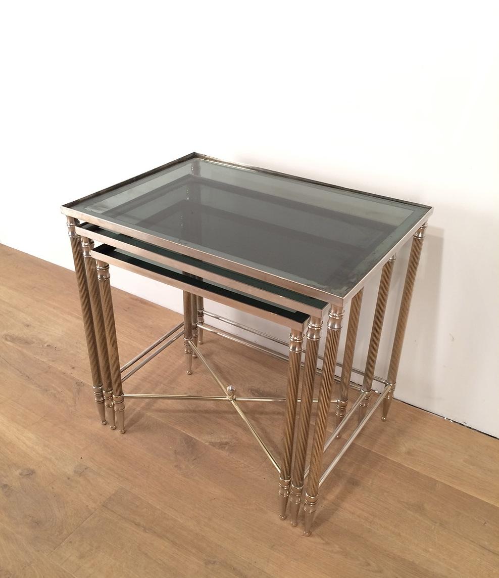 Set of 3 Nickel Nesting Tables, Circa 1960 In Good Condition In Marcq-en-Barœul, Hauts-de-France