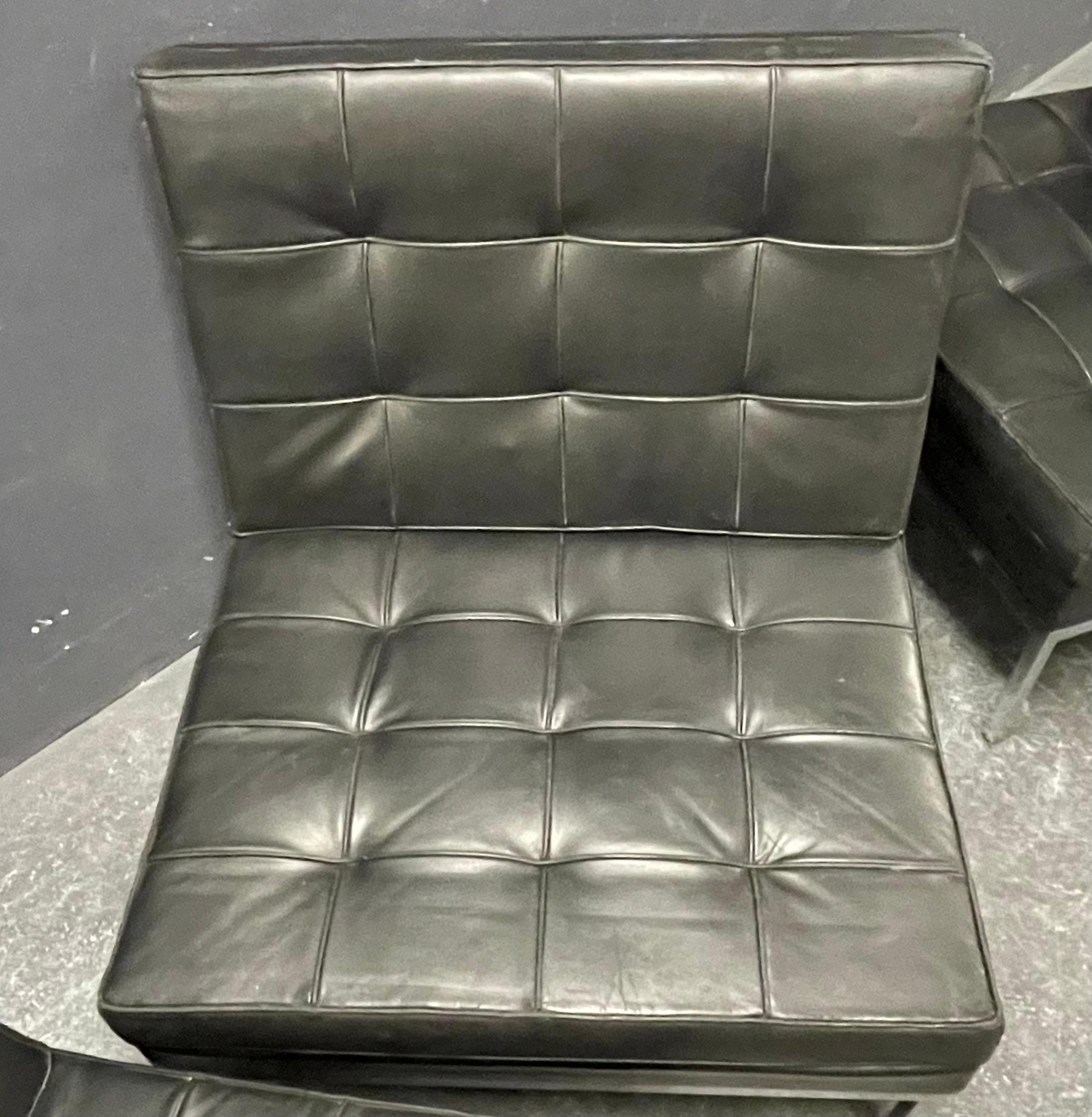 set of 3 no.65 lounge chairs by florence knoll 4