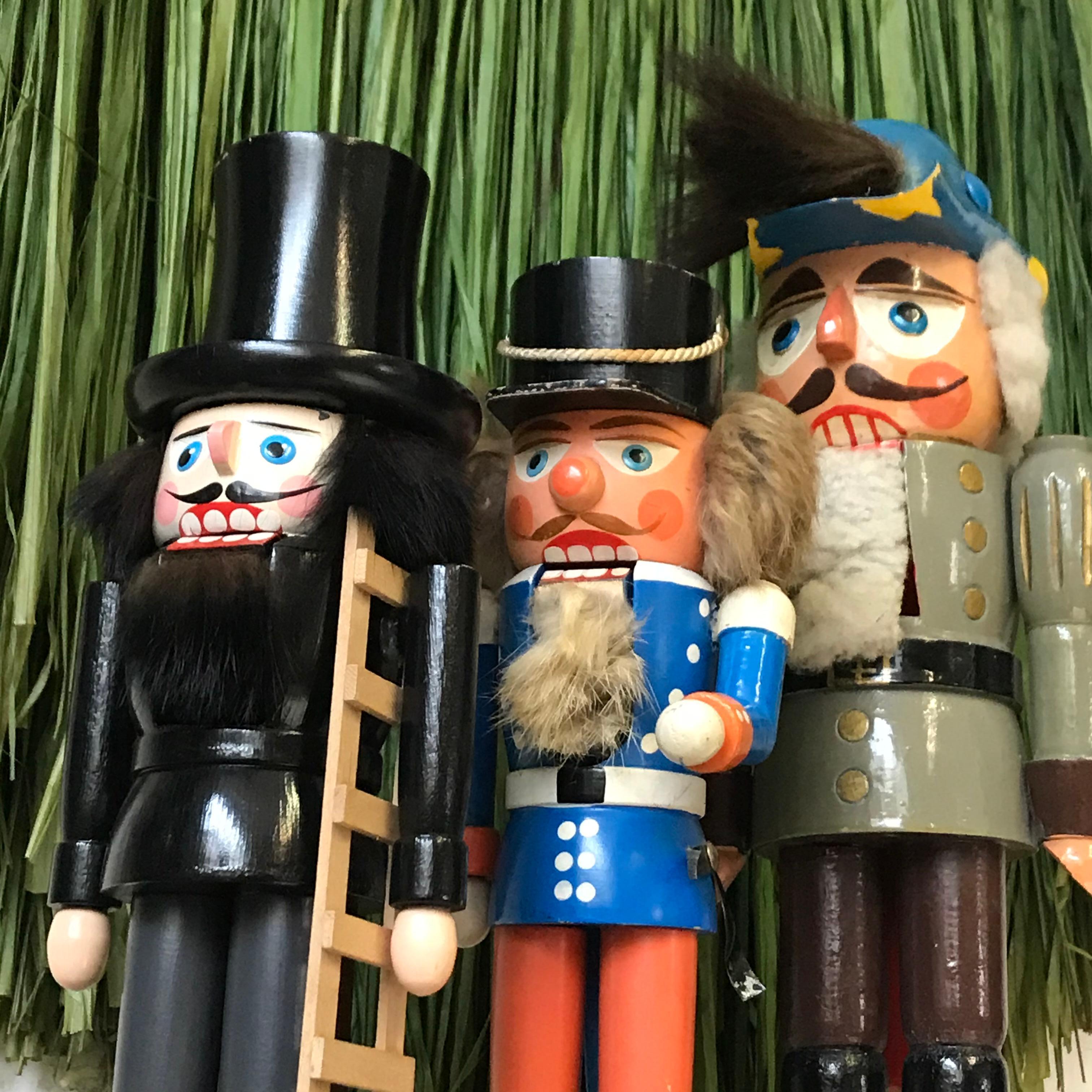 Bois Ensemble de 3 Nutrackers en vente