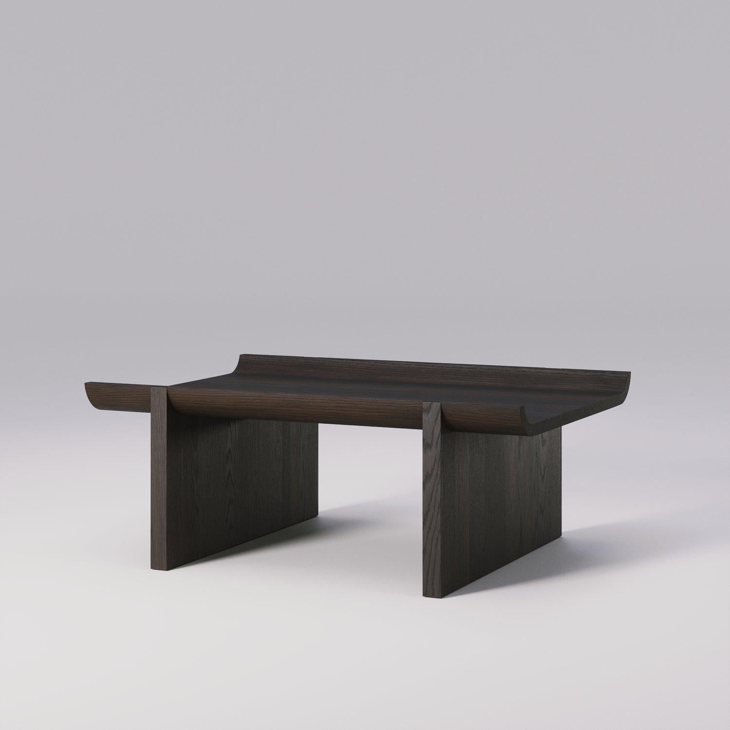 Ensemble de 3 tables d'appoint en chêne Neuf - En vente à Paris, FR