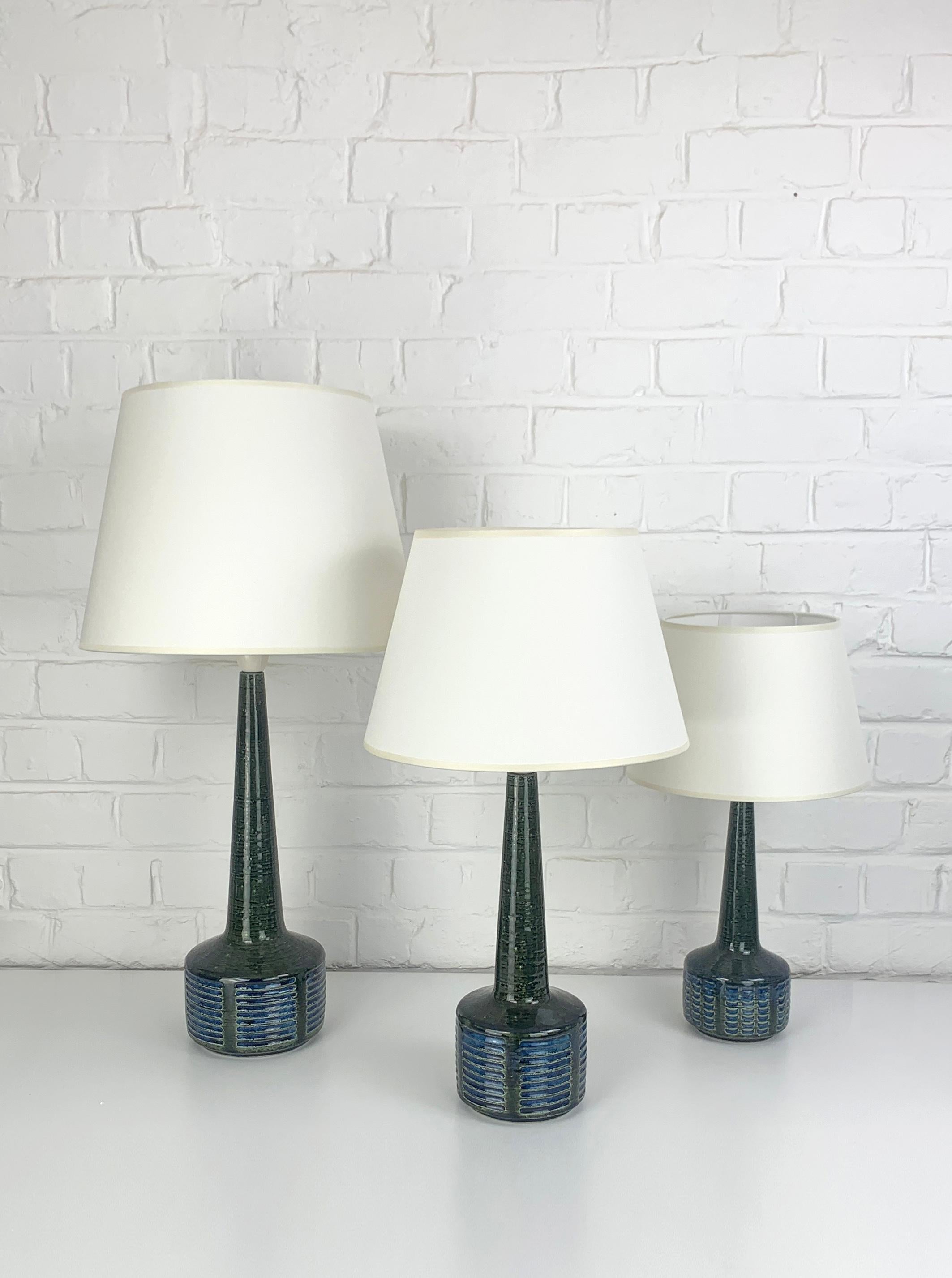 Scandinave moderne Lot de 3 lampes de table en céramique olive Palshus Danemark grès Linnemann-Schmidt en vente
