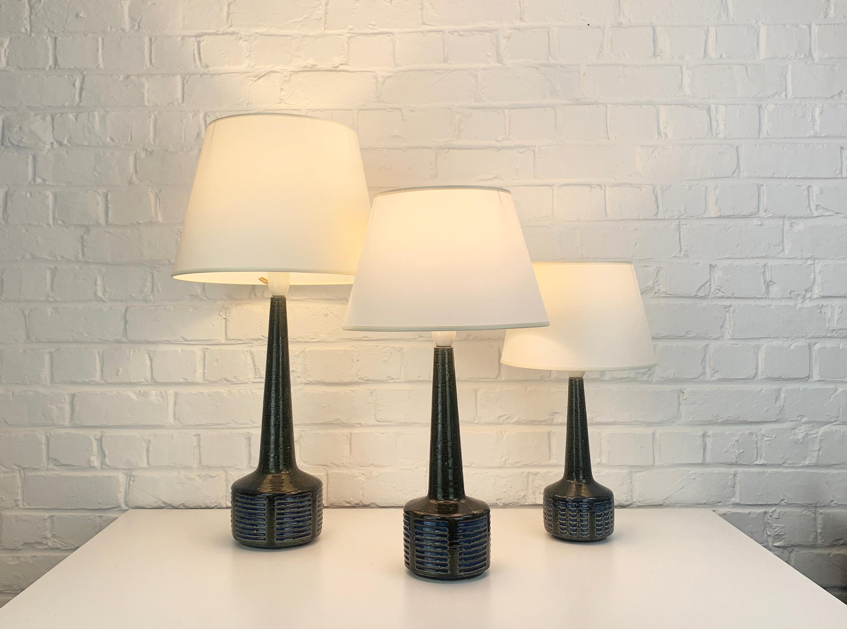Danois Lot de 3 lampes de table en céramique olive Palshus Danemark grès Linnemann-Schmidt en vente