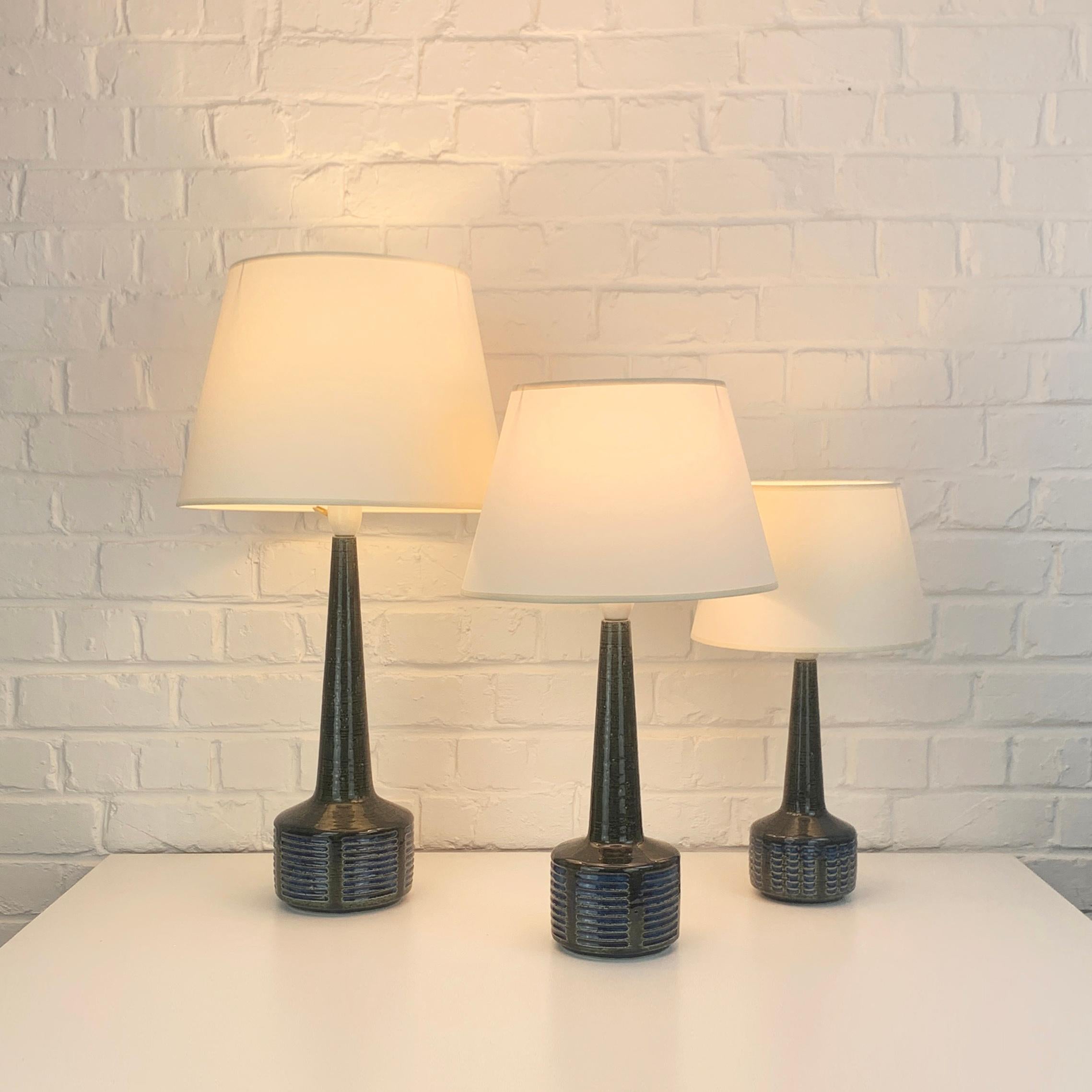 Fait main Lot de 3 lampes de table en céramique olive Palshus Danemark grès Linnemann-Schmidt en vente