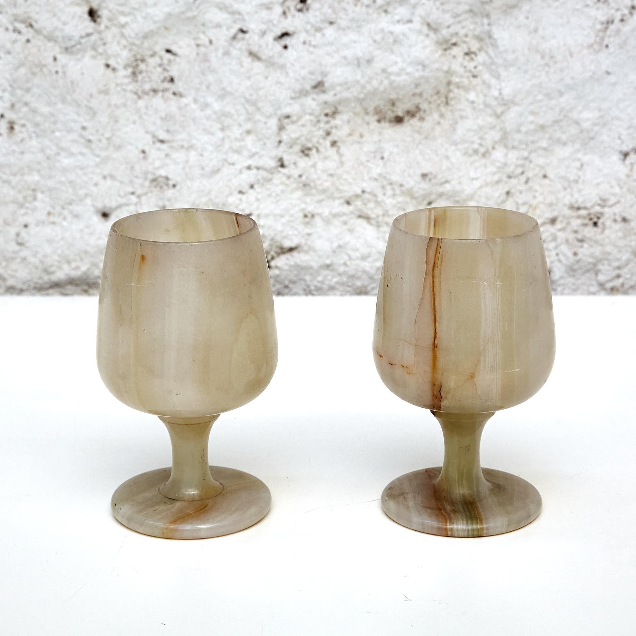 Set of 3 Onix Cup, circa 1940 In Good Condition For Sale In Barcelona, ES