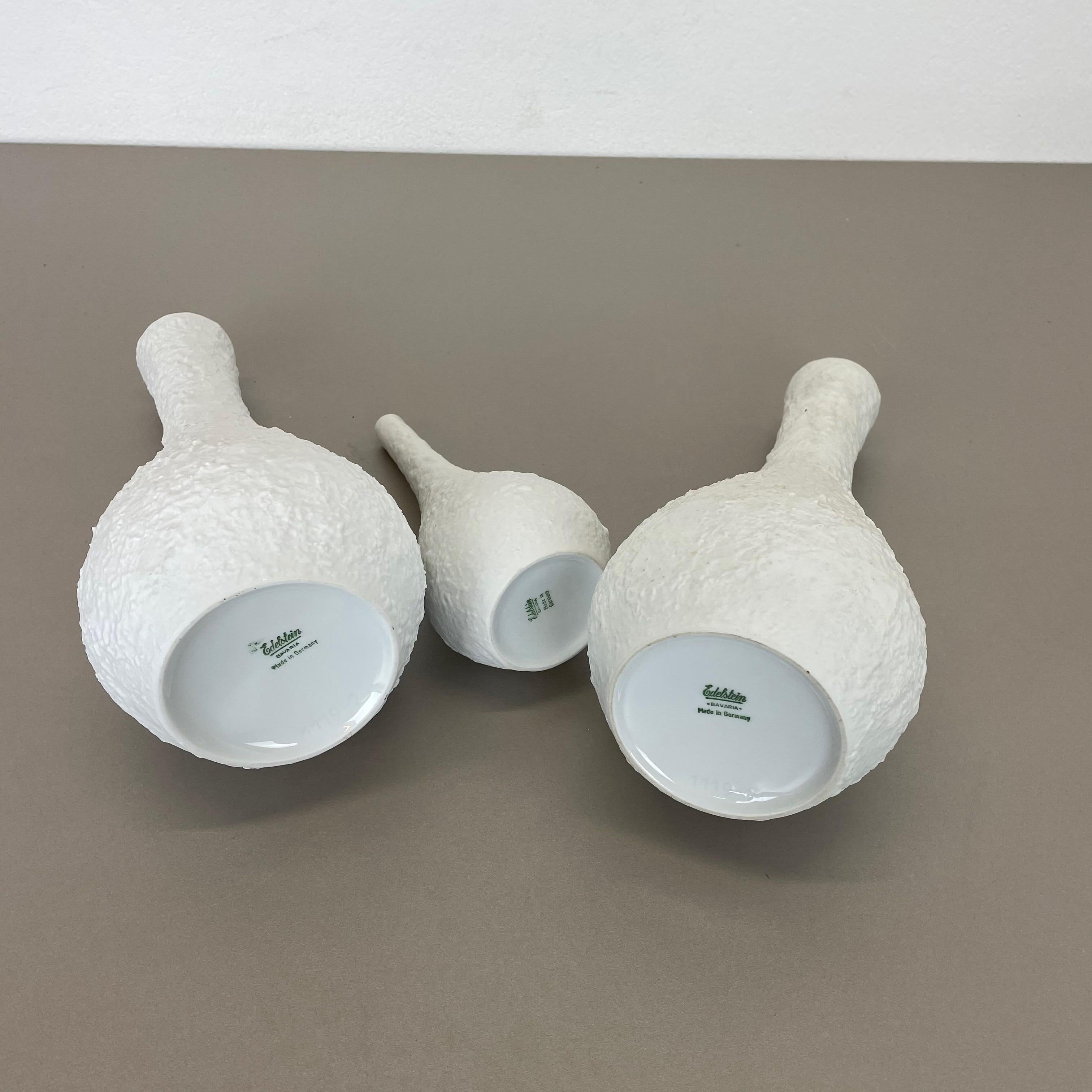 Ensemble de 3 vases en porcelaine biscuit OP Art d'Edelstein, Bavière, Allemagne, 1970 en vente 6