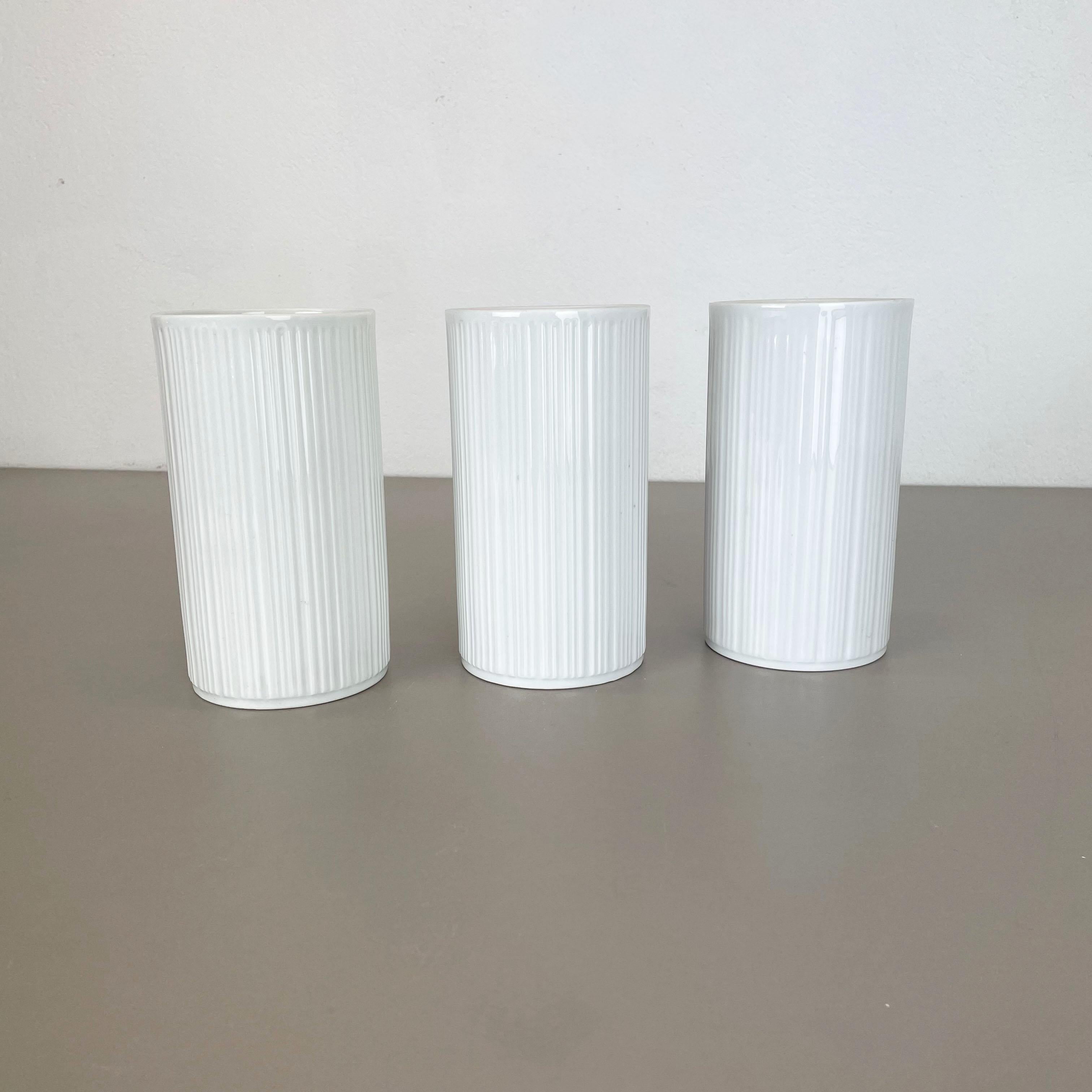 Set of 3 OP Art Porcelain Vases by Melitta Minden, Germany, 1970s In Good Condition For Sale In Kirchlengern, DE