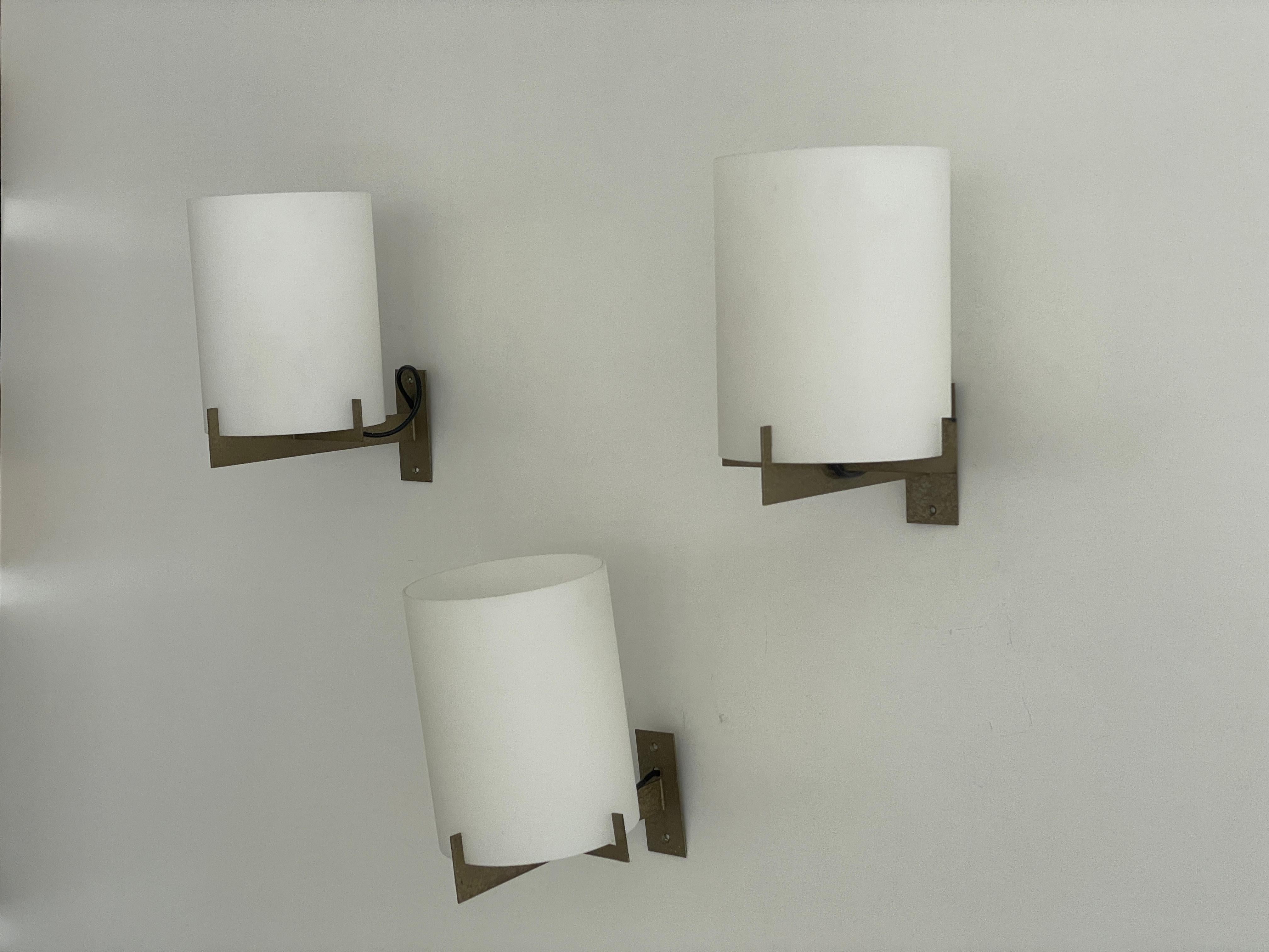 Juego de 3 apliques de cristal opalino de Ignazio Gardella para Azucena, años 50, Italia Italiano en venta
