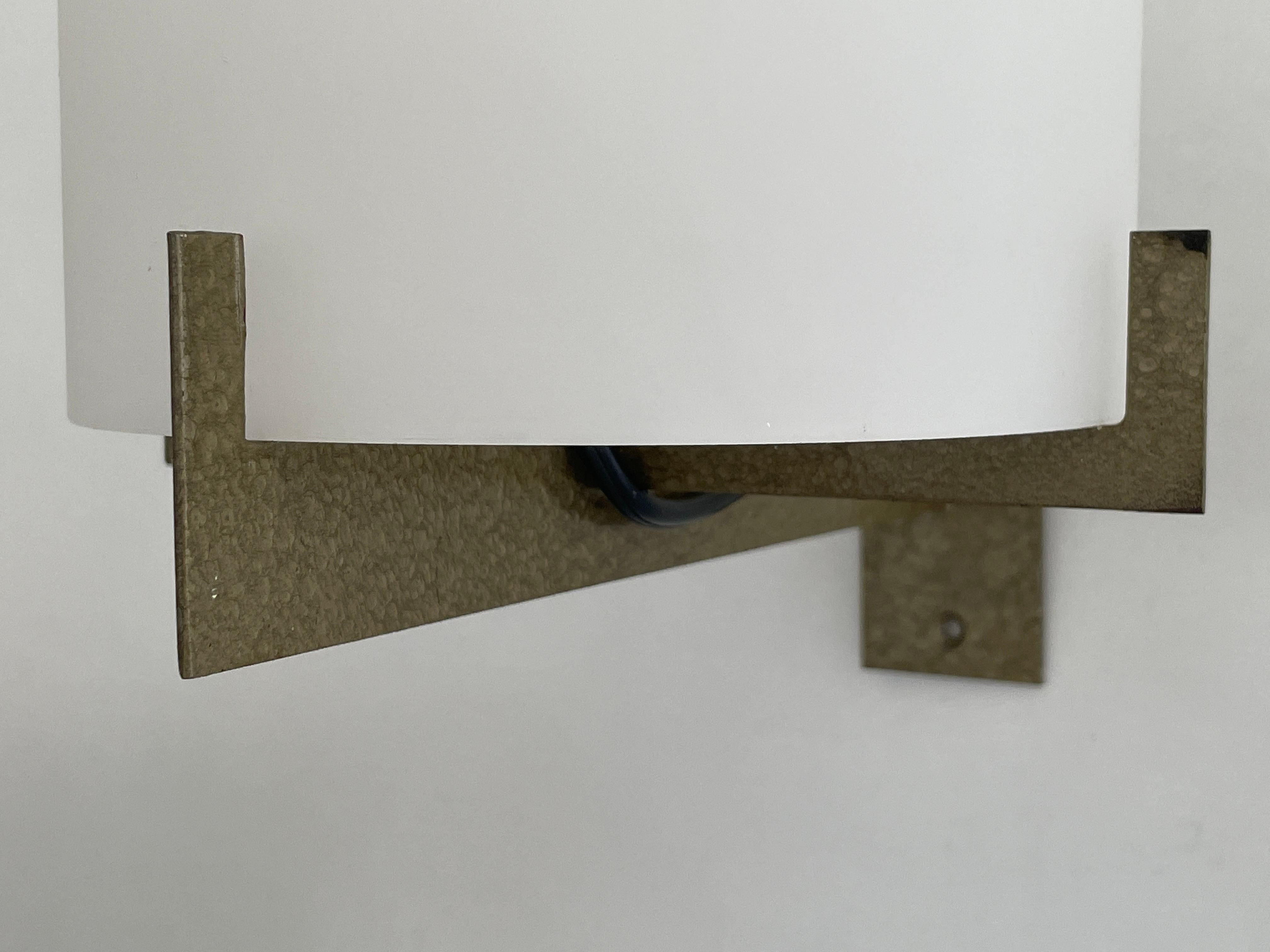 Juego de 3 apliques de cristal opalino de Ignazio Gardella para Azucena, años 50, Italia en venta 2