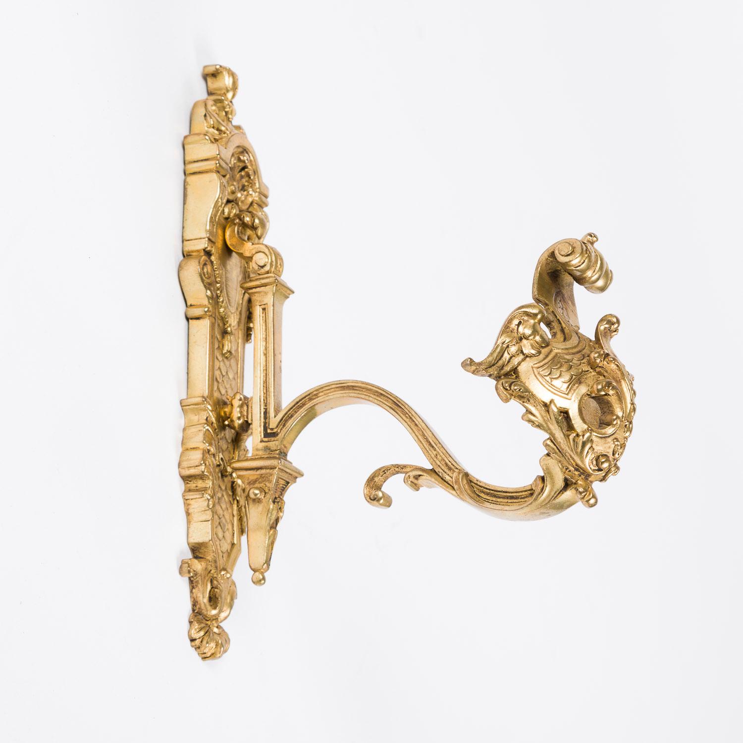 French Set of 3 ornate gilt bronze curtain hooks in the Louis XV style For Sale