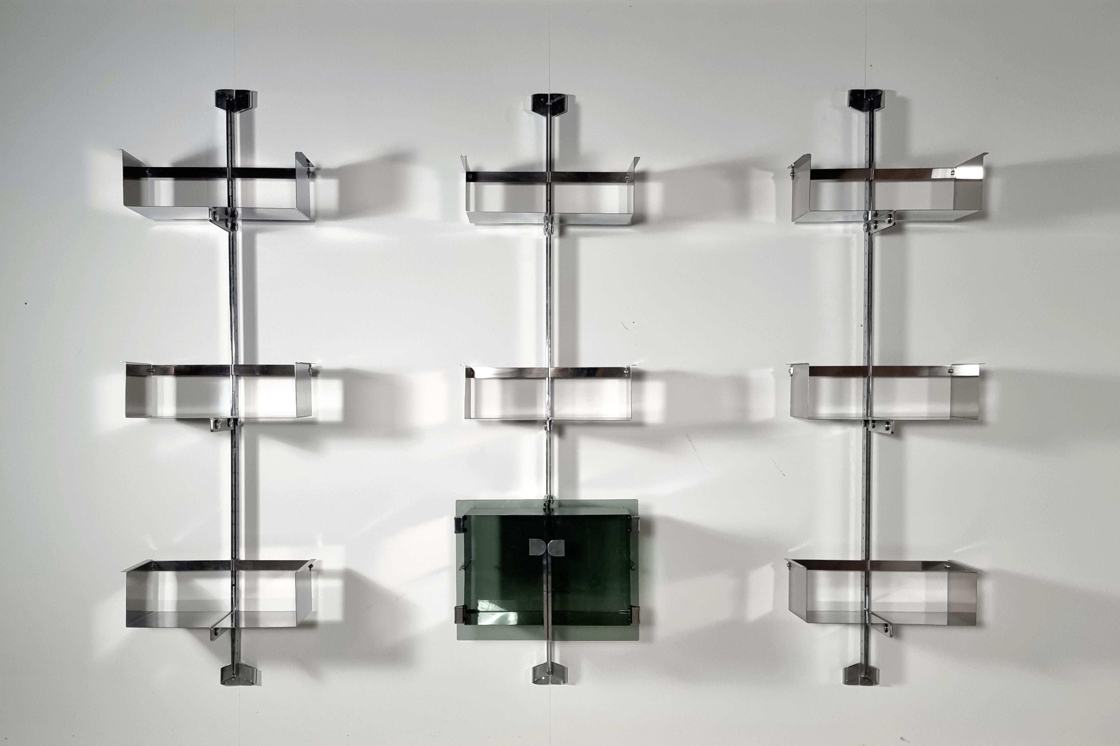 Mid-20th Century  P700 Proposal Wall-Unit in chrome and glass, Vittorio Introini, Saporiti For Sale