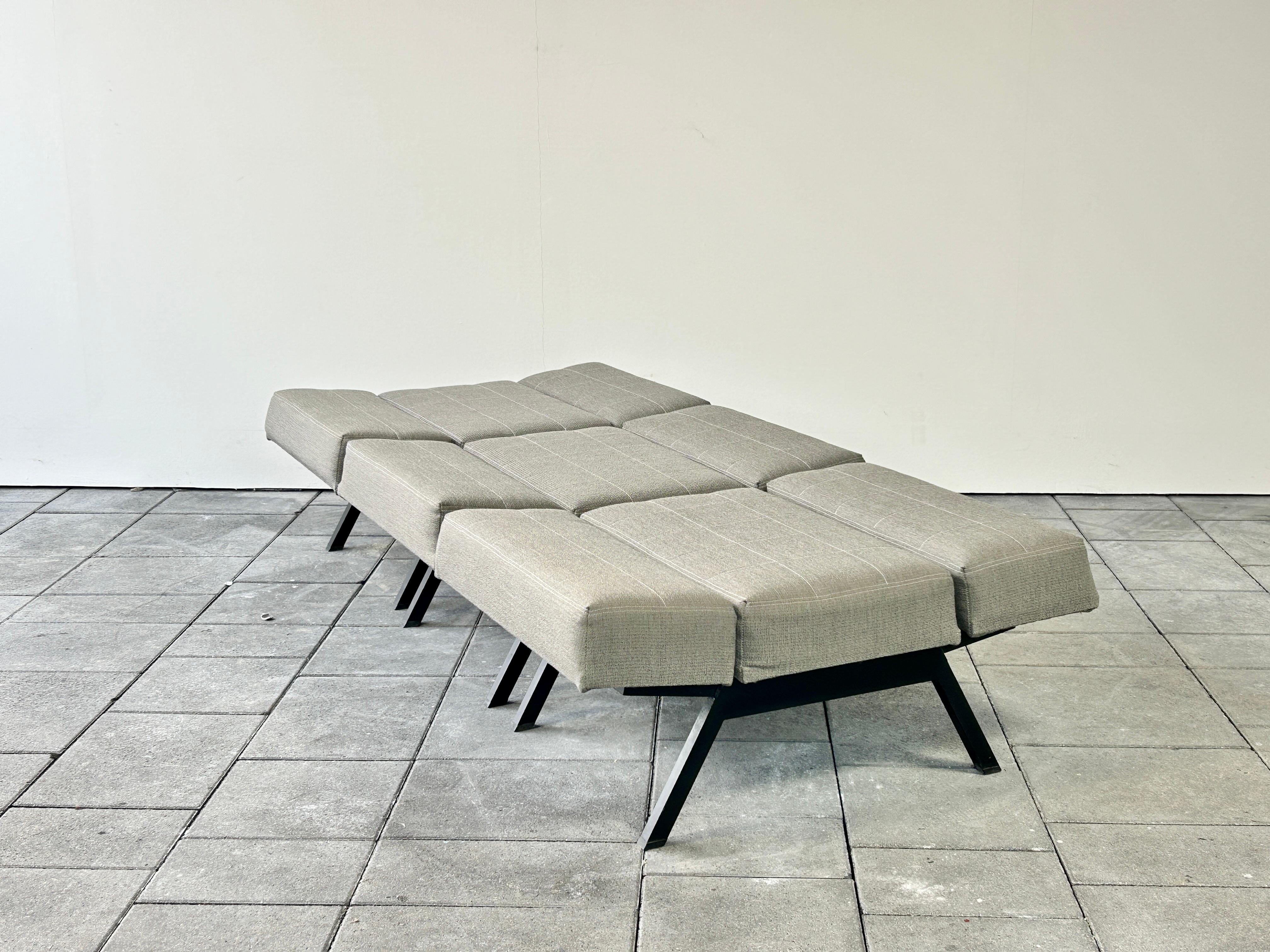 Italian Set of 3 panchetto  lounge chairs designed by Rito Valla for IPE Bologna 1960s  For Sale