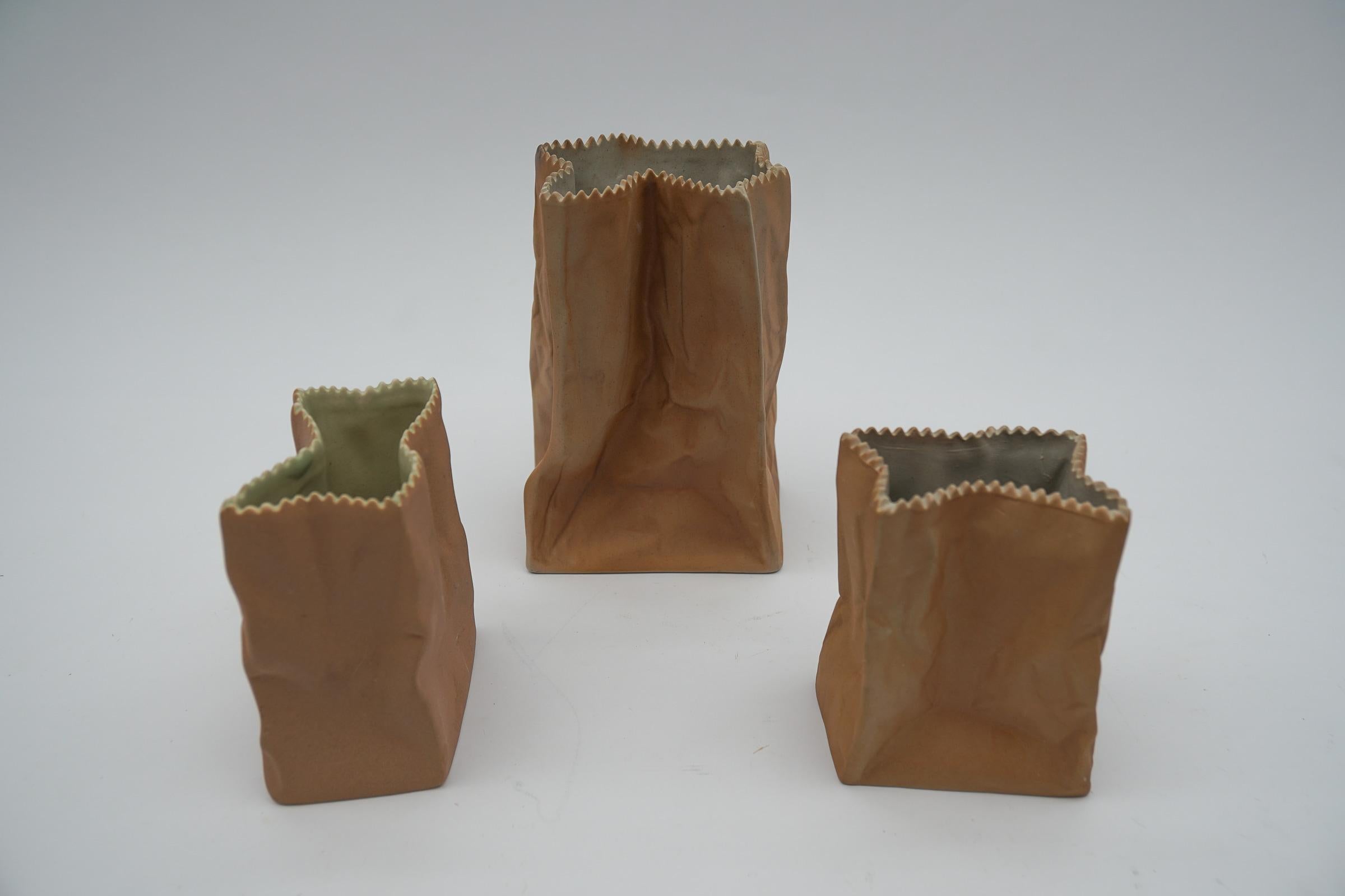 Allemand Ensemble de 3 vases en forme de sac en papier de Tapio Wirkkala pour Rosenthal, Allemagne, années 1960 en vente