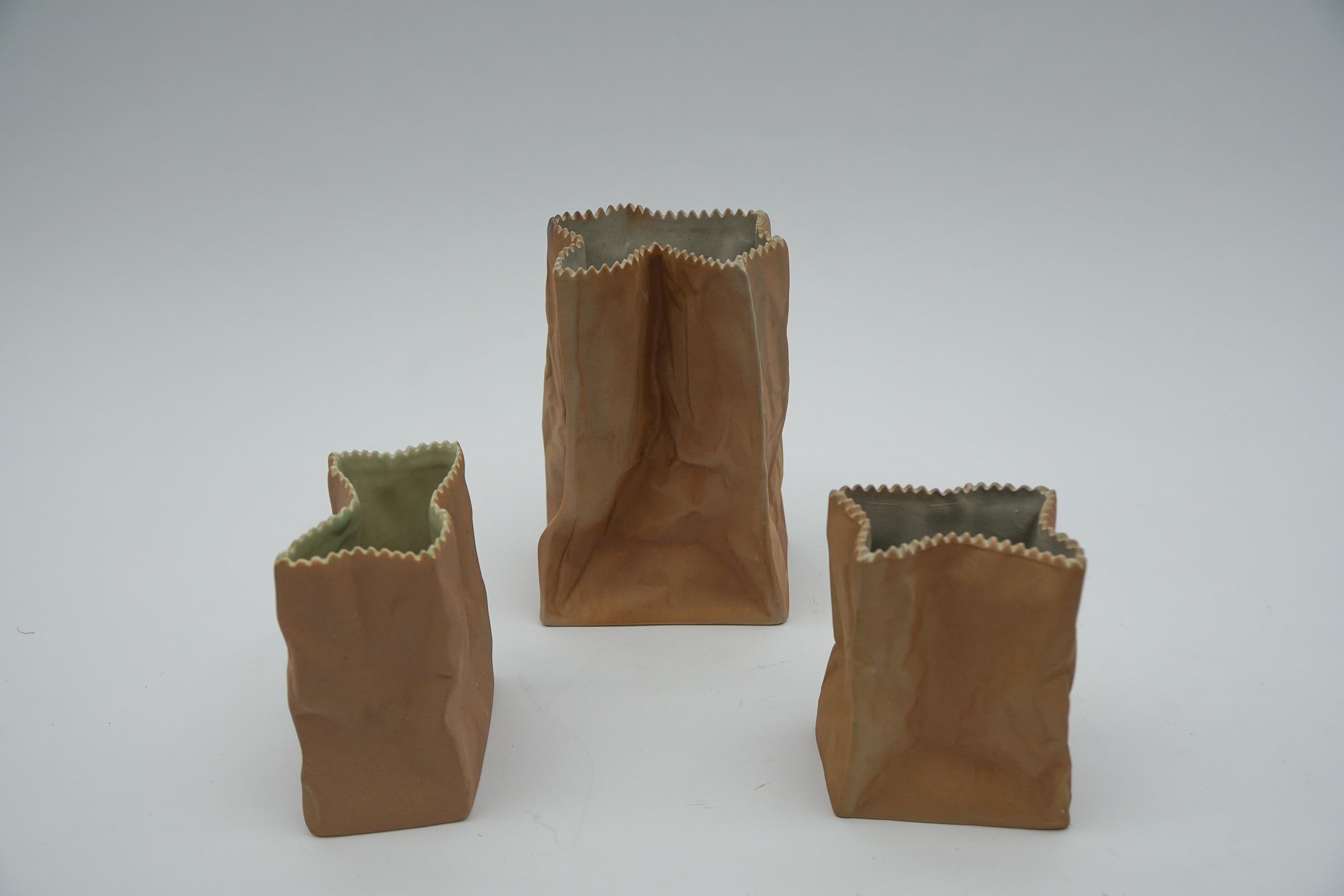Ensemble de 3 vases en forme de sac en papier de Tapio Wirkkala pour Rosenthal, Allemagne, années 1960 Bon état - En vente à Nürnberg, Bayern