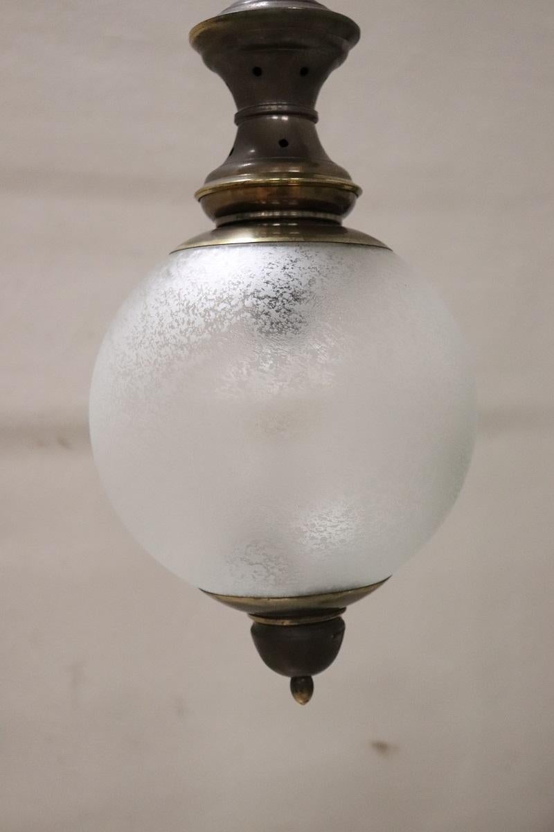 Set of 3 Pendant Lamps in Brass and Glass, Italy 1960s For Sale 4