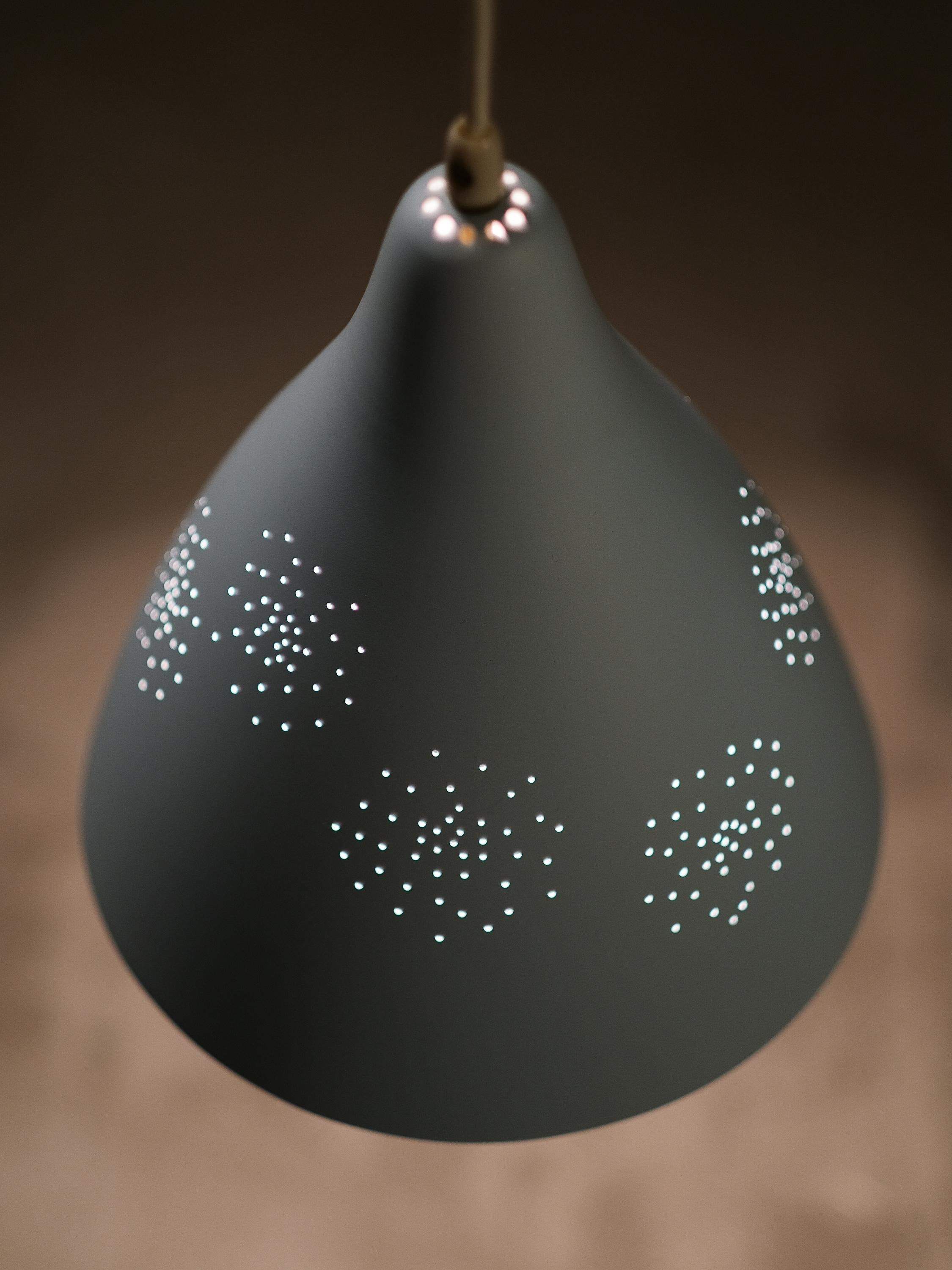 Set of 3 Pendant Lamps Model 61-314 by Lisa Johansson-Pape, Orno, Finland, 1950s For Sale 9