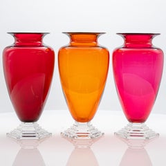 Ensemble de 3 pièces Vases Orsay en cristal de Baccarat multicolore, France