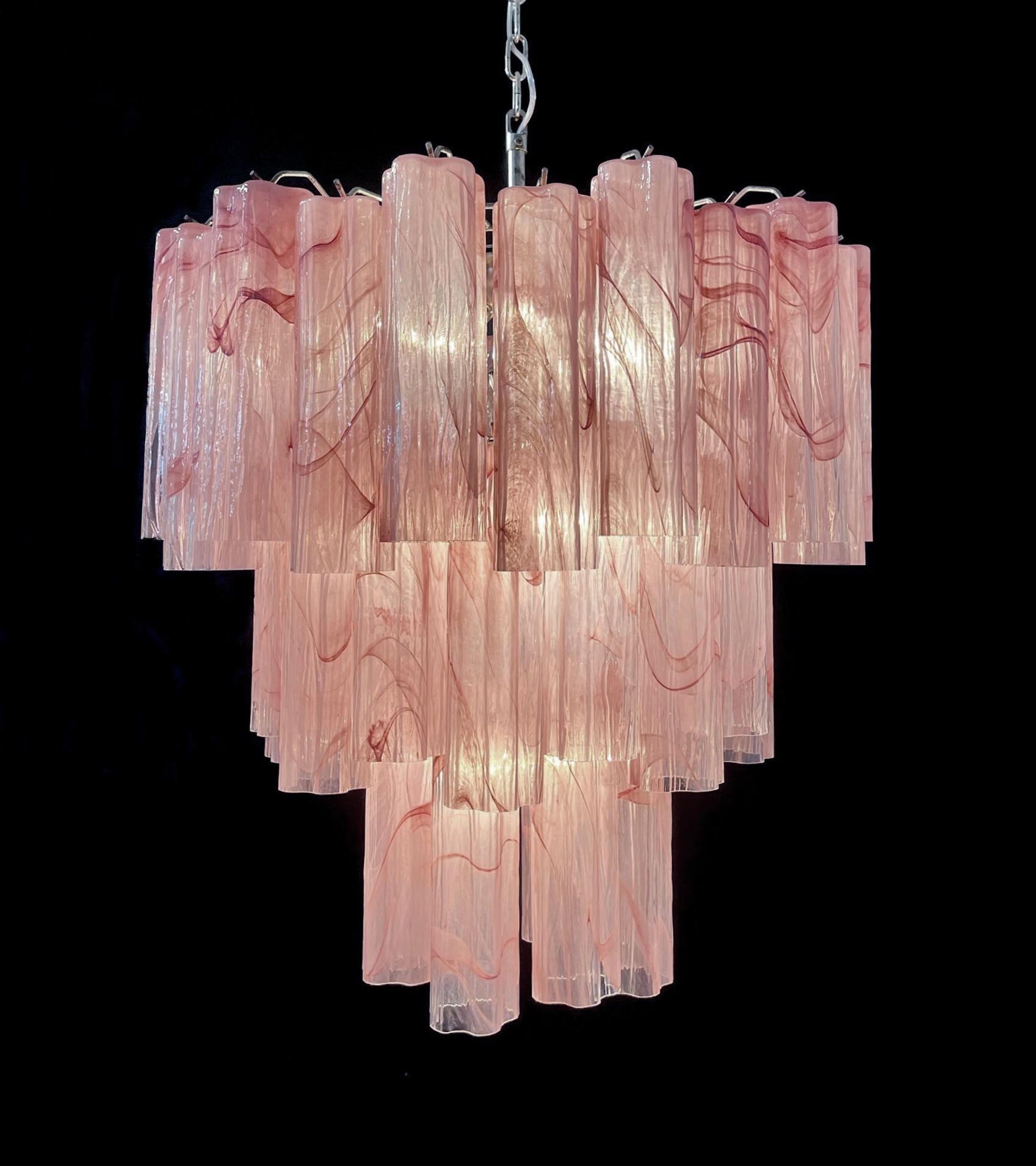 Set von 3 rosa Wirbel-Murano-Kronleuchtern Tronchi (21. Jahrhundert und zeitgenössisch) im Angebot
