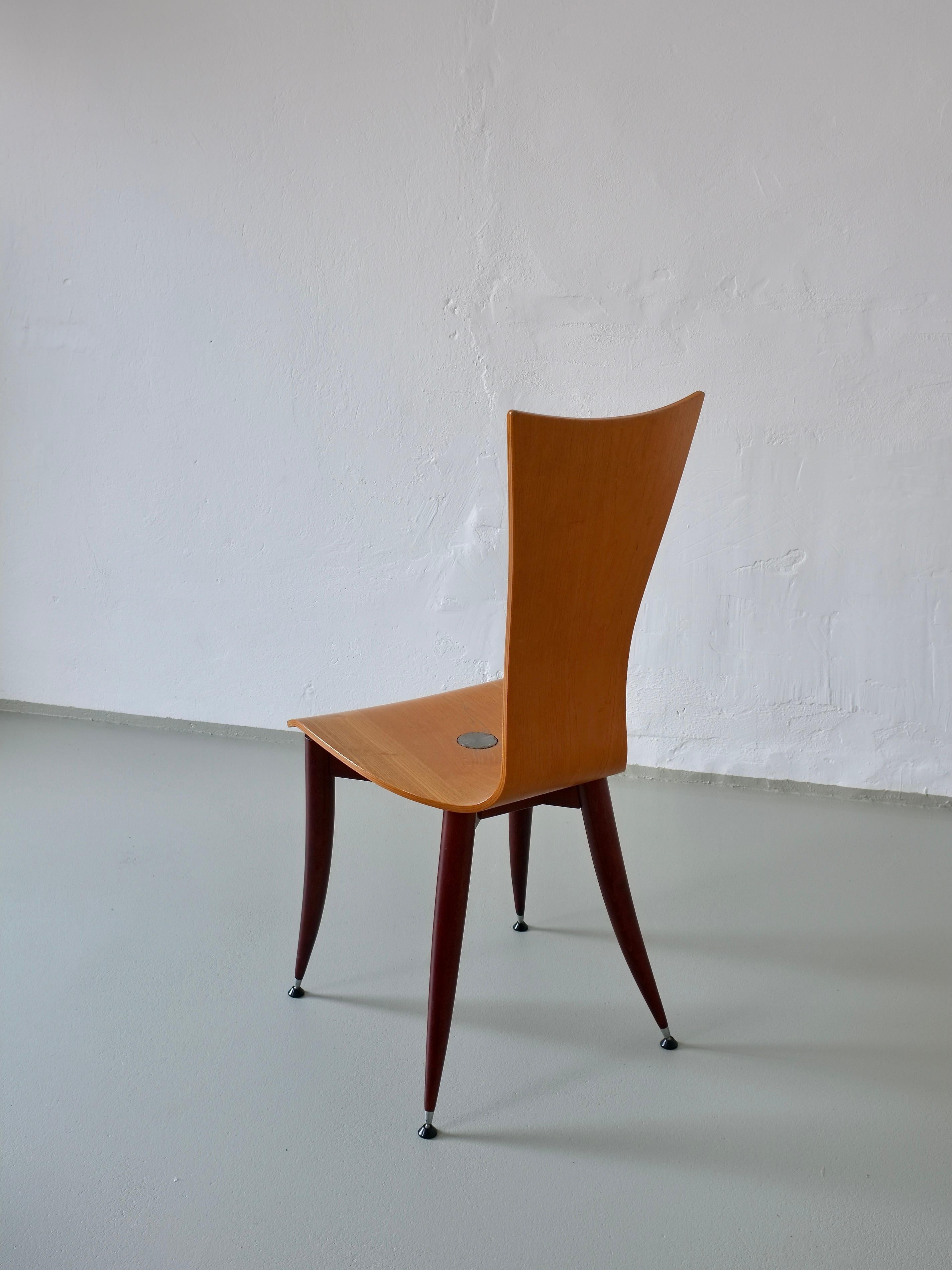 Set of 3 Plywood Burgundy Legs Chairs, Italy, 1980s In Good Condition For Sale In Rīga, LV
