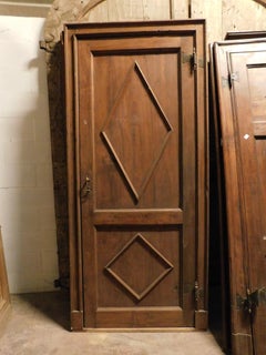 set of 3 poplar wood doors with carved diamond, complete with frame, Italy