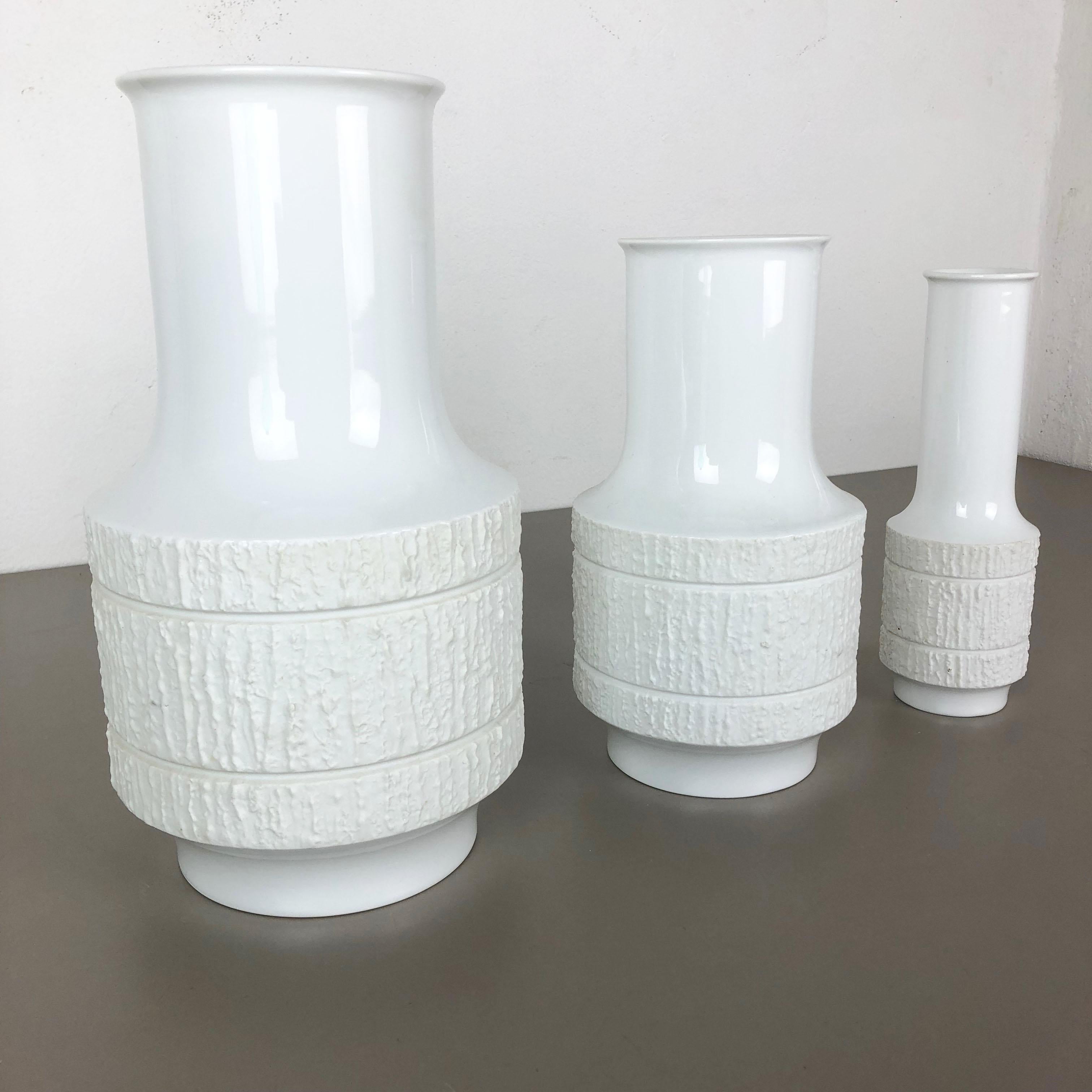 20th Century Set of 3 Porcelain Op Art Vase by Richard Scharrer for Thomas, Germany, 1970s For Sale