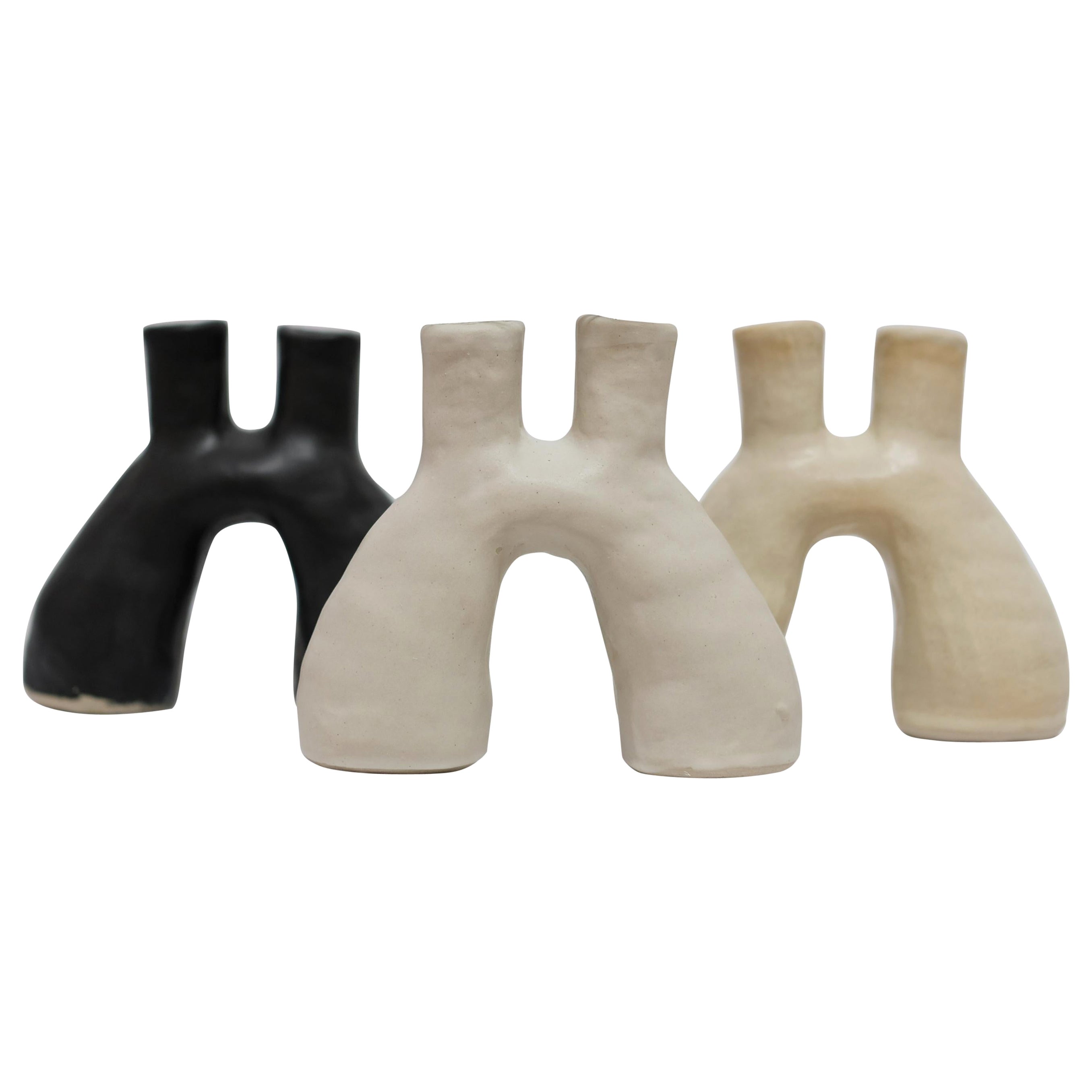 Set von 3 Portal-Steinzeugvasen von Camila Apaez im Angebot