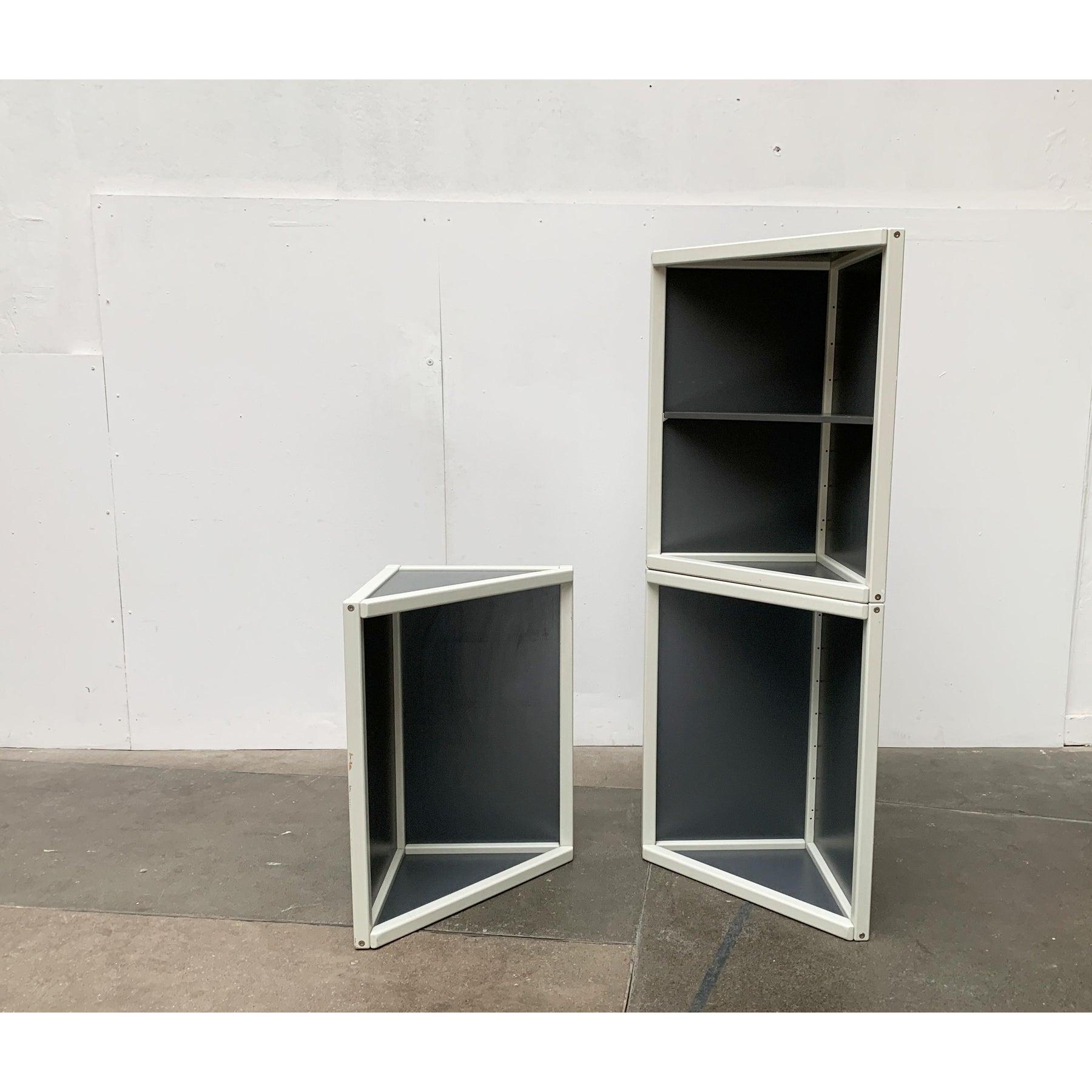 Tedesco Set di 3 armadietti angolari Profilsystem postmoderni di Elmar Flötotto, anni '80 in vendita