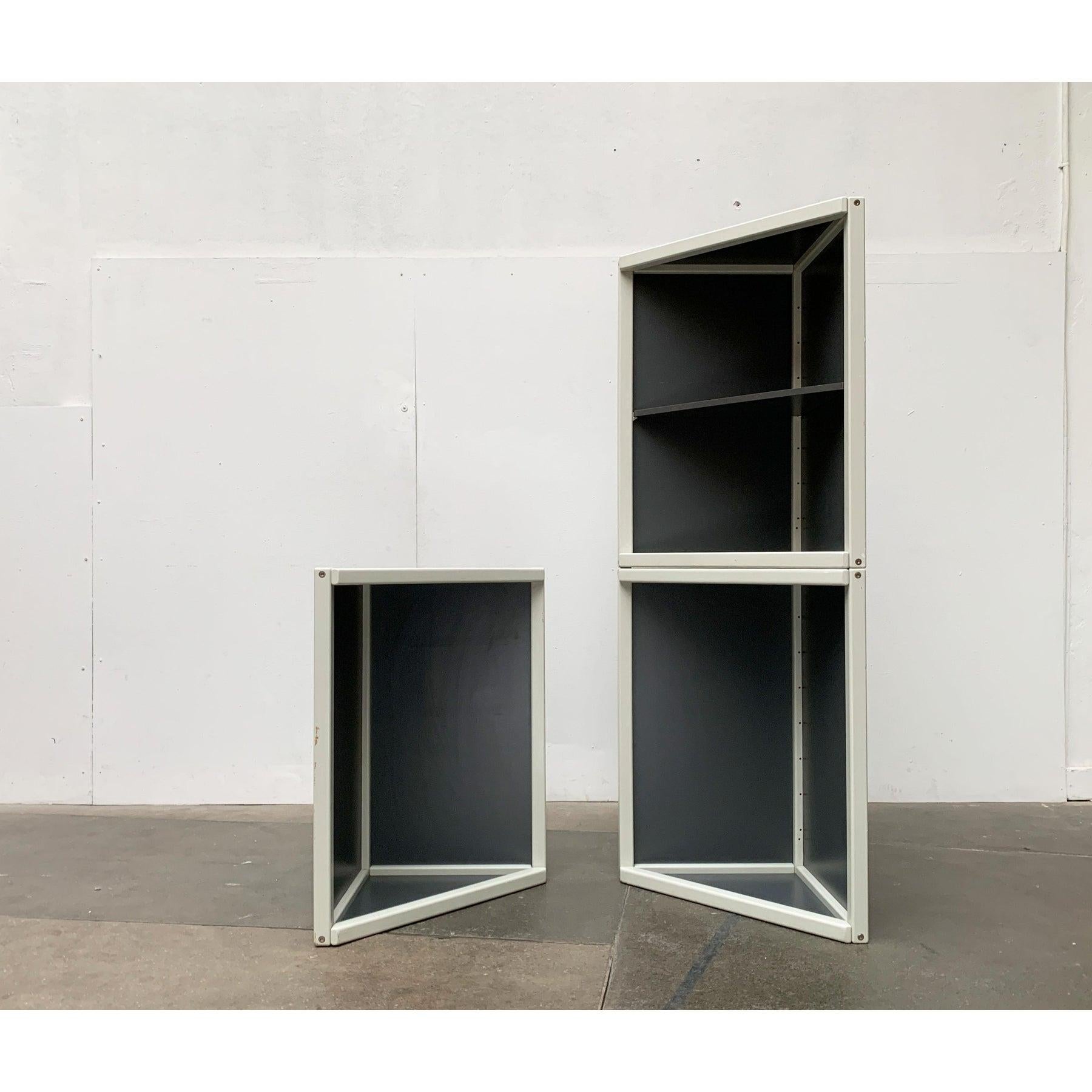 Set di 3 armadietti angolari Profilsystem postmoderni di Elmar Flötotto, anni '80 in vendita 1
