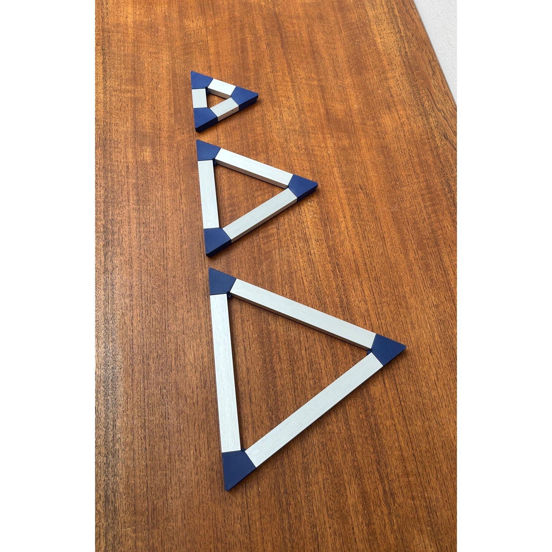 Set of 3 Postmodern Triangular Trivet Coasters by Jorgen Meldgaard, 1980s For Sale 4