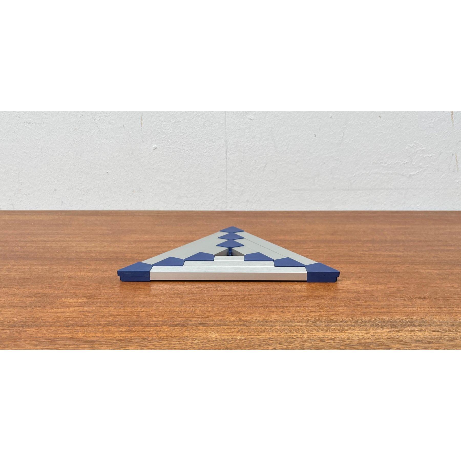 Set of 3 Postmodern Triangular Trivet Coasters by Jorgen Meldgaard, 1980s For Sale 5