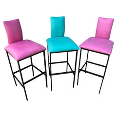 Ensemble de 3 tabourets de bar rembourrés postmodernes par Minson Enterprise. Circa 1980